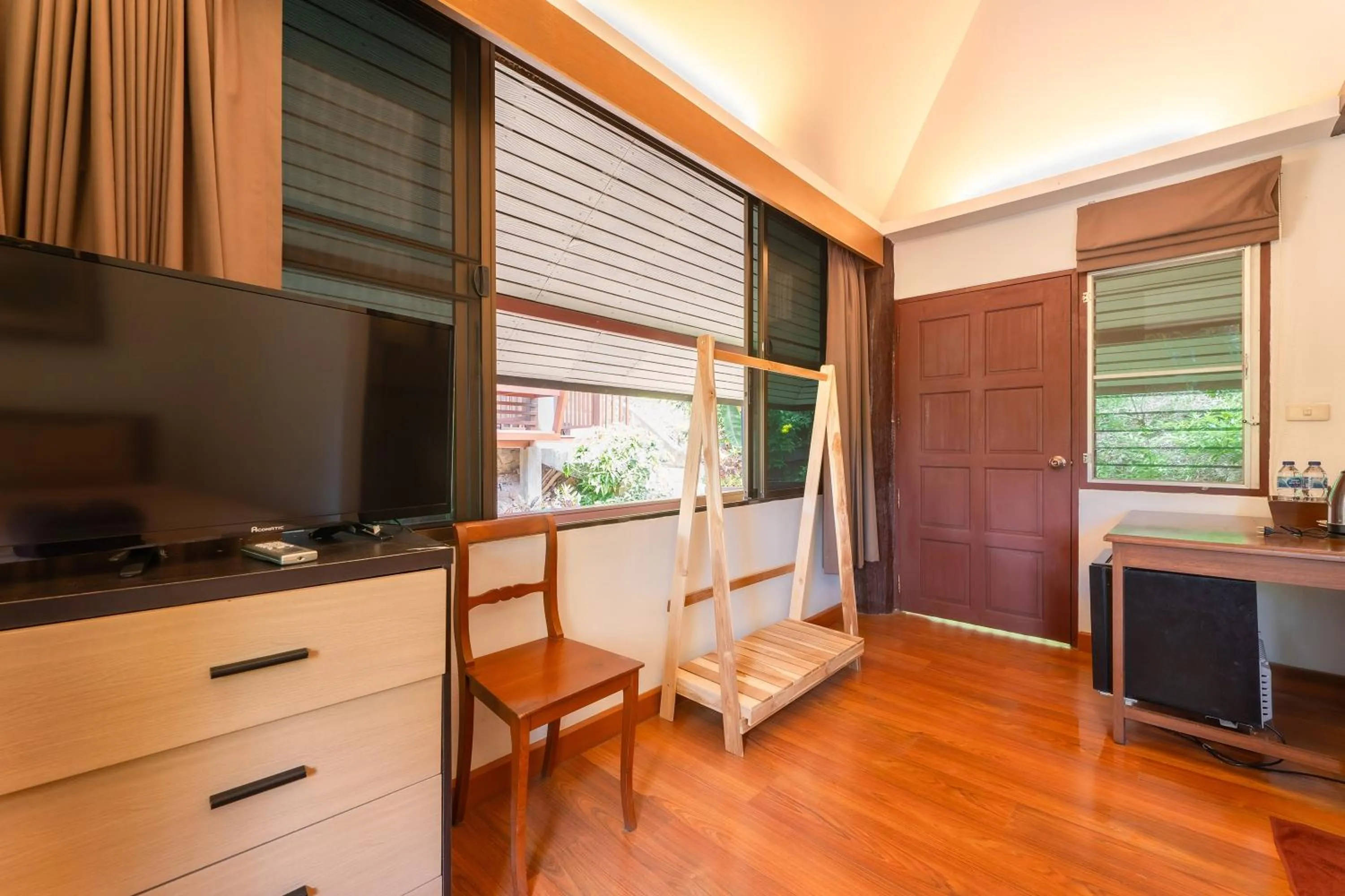 TV and multimedia in Guru Resort Chiang Mai