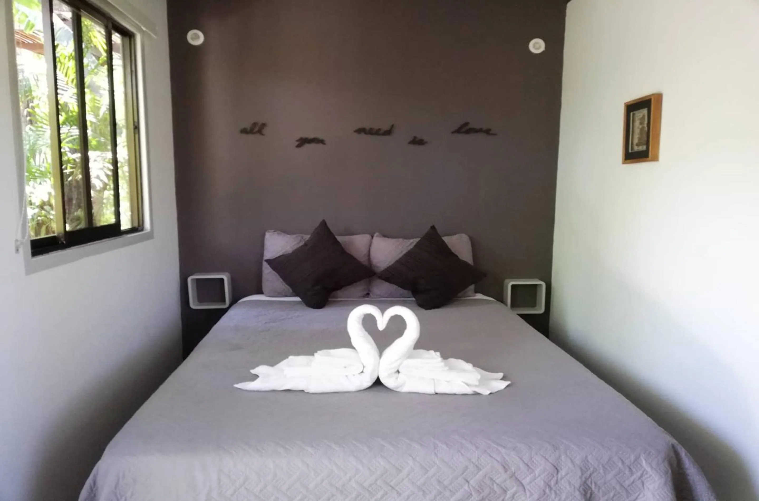 Photo of the whole room, Bed in Green Sanctuary Hotel