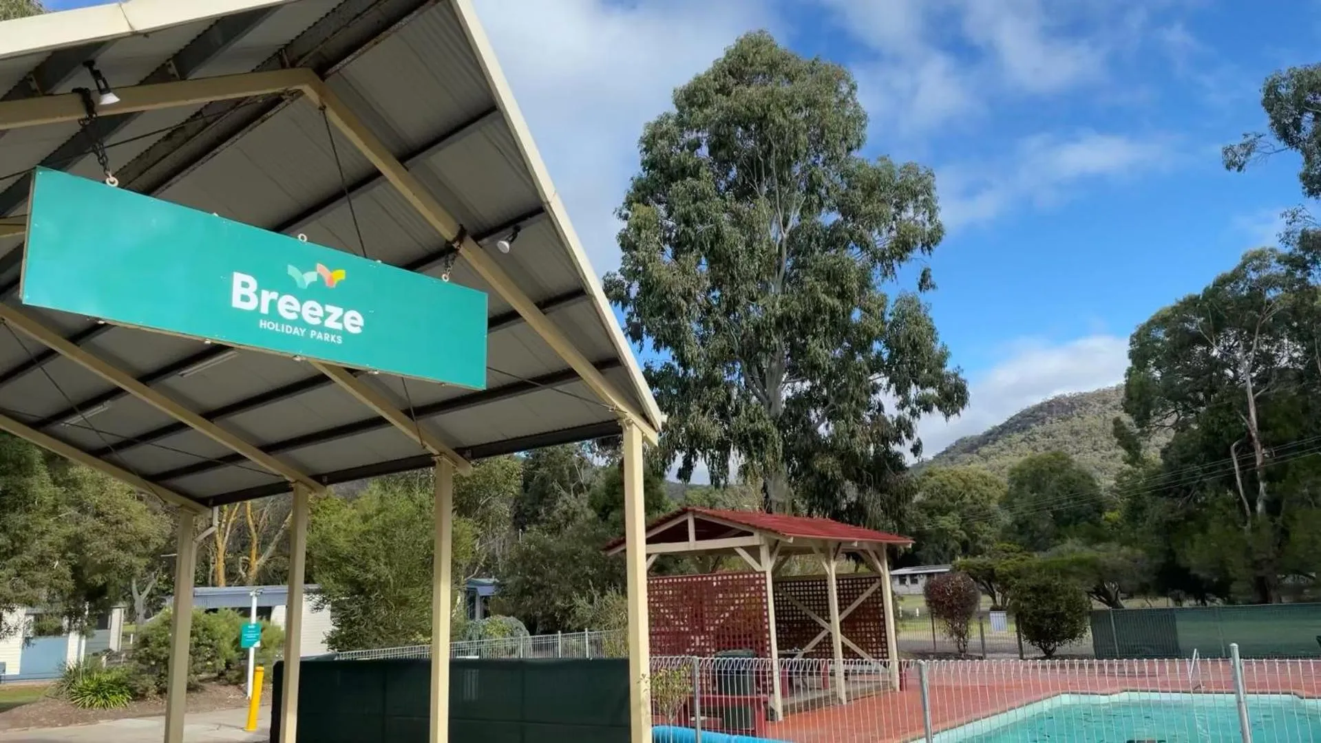 Facade/entrance in Breeze Holiday Parks - Grampians