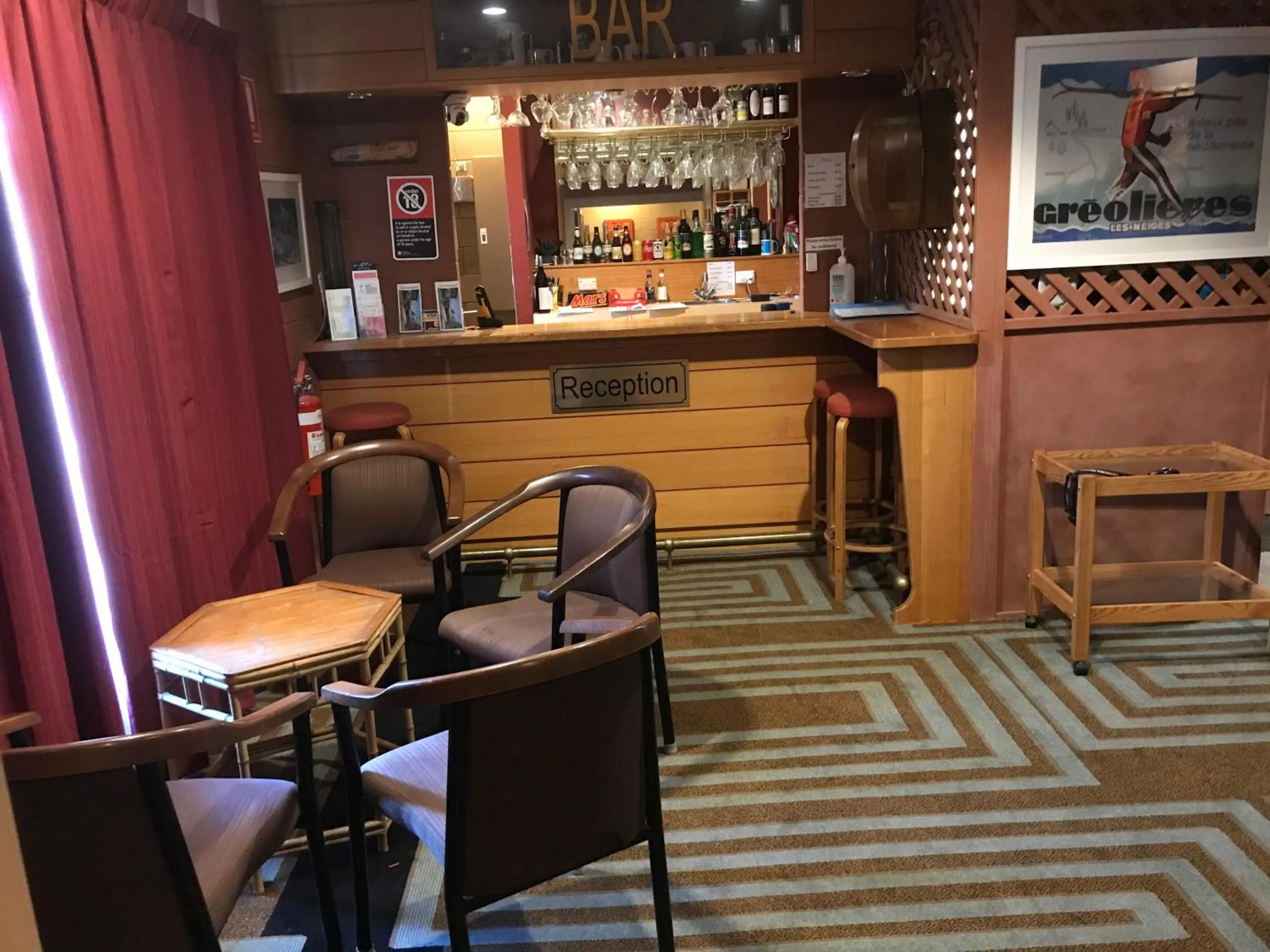 Lobby or reception in Cottonwood Lodge