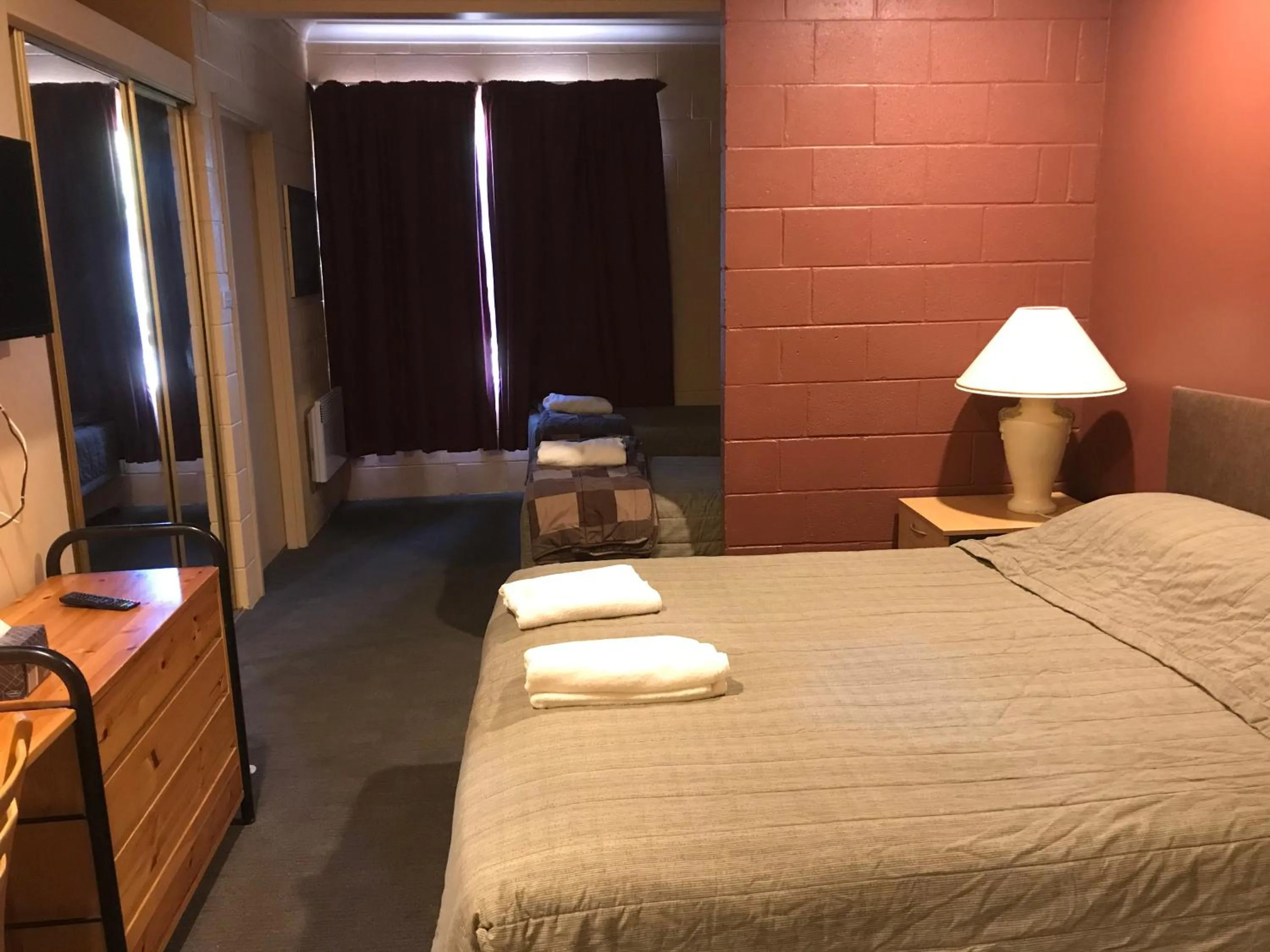 Bed in Cottonwood Lodge