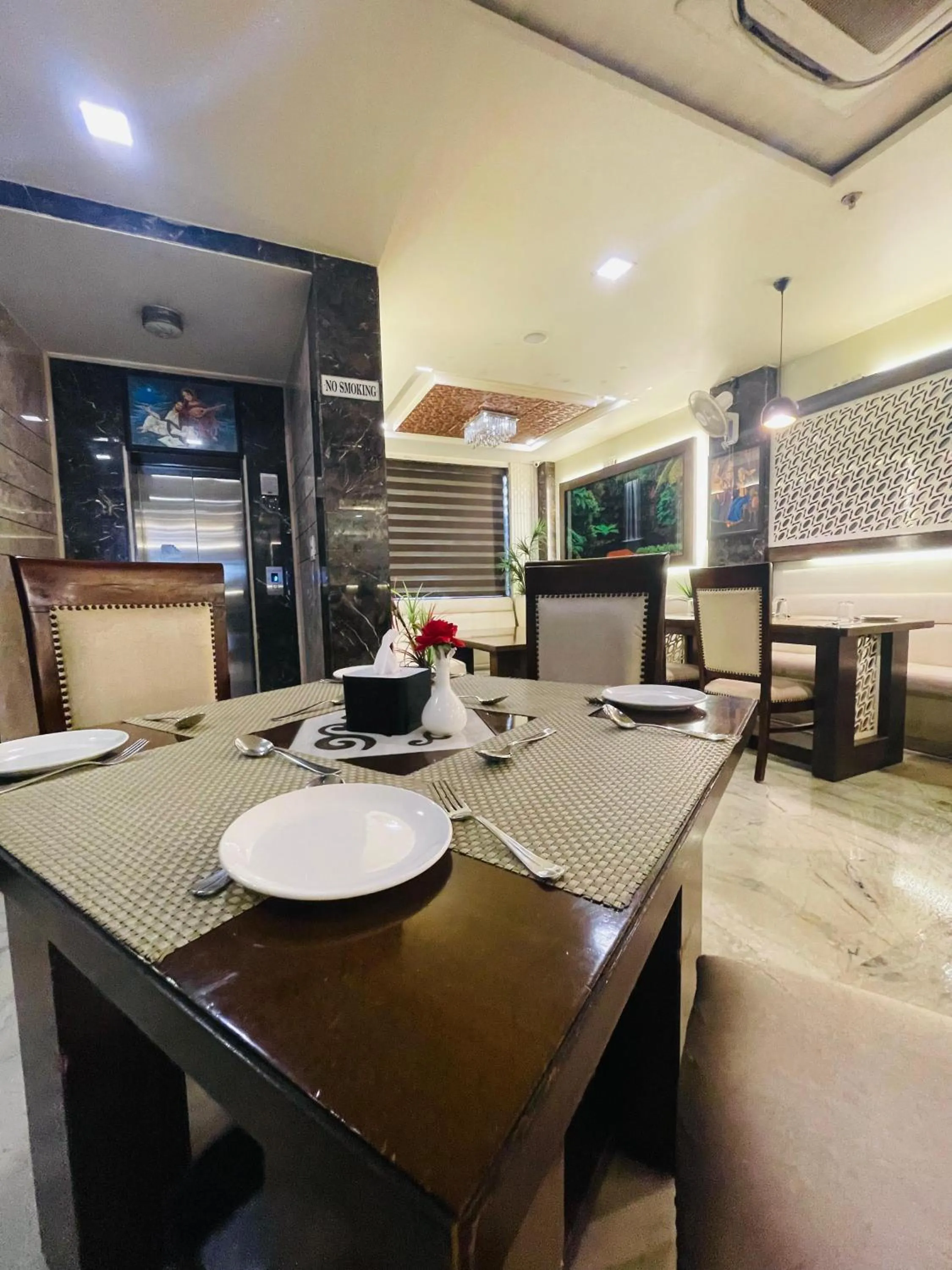 Seating area in Hotel Kc Inn Ajmer