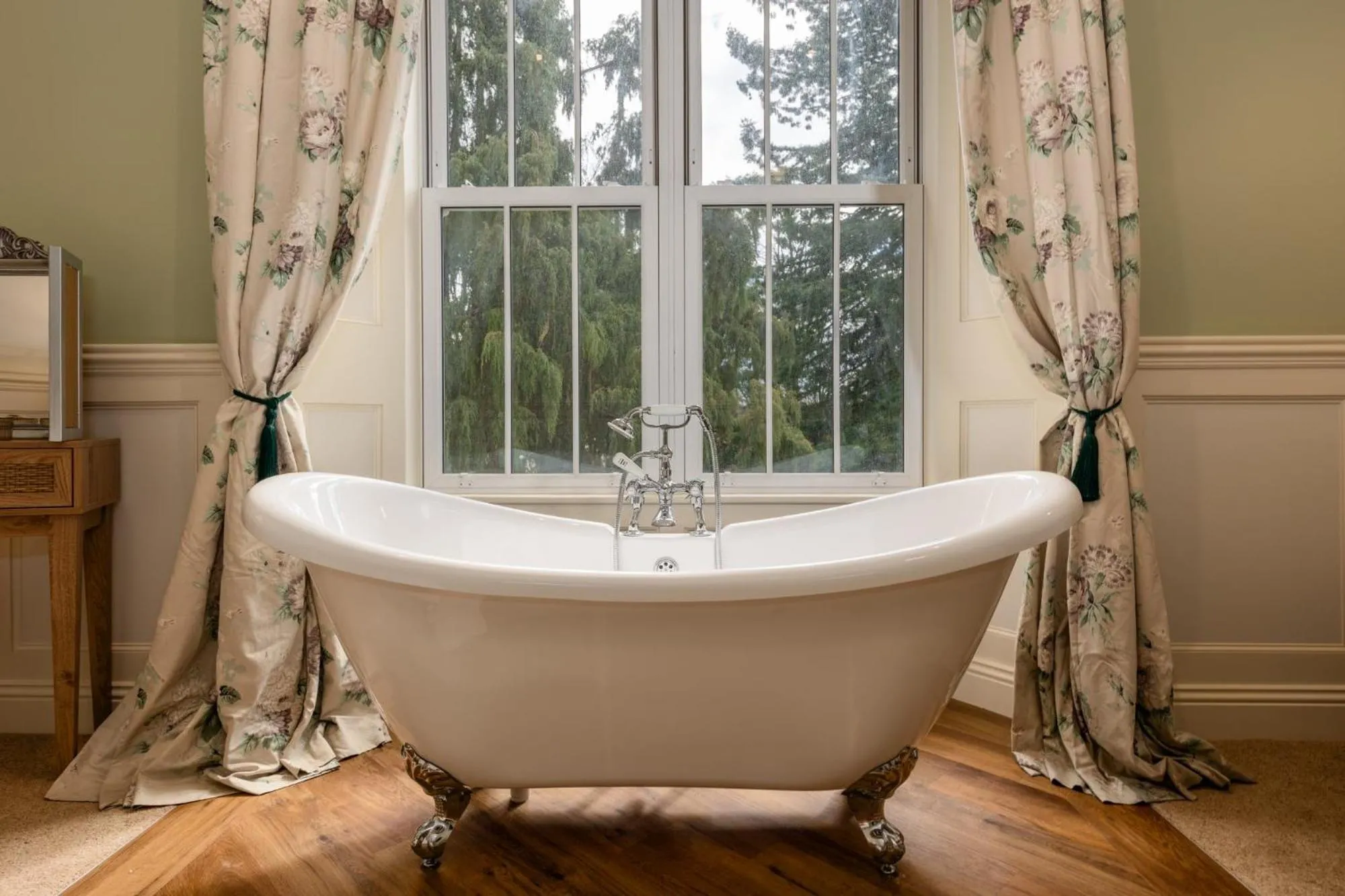 Bath in Grange Manor