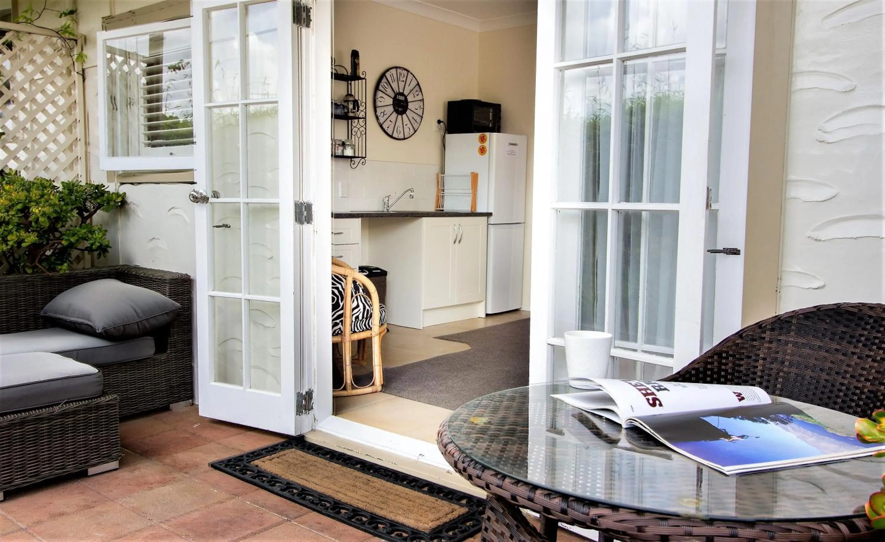 Seating area in Mangawhai Lodge