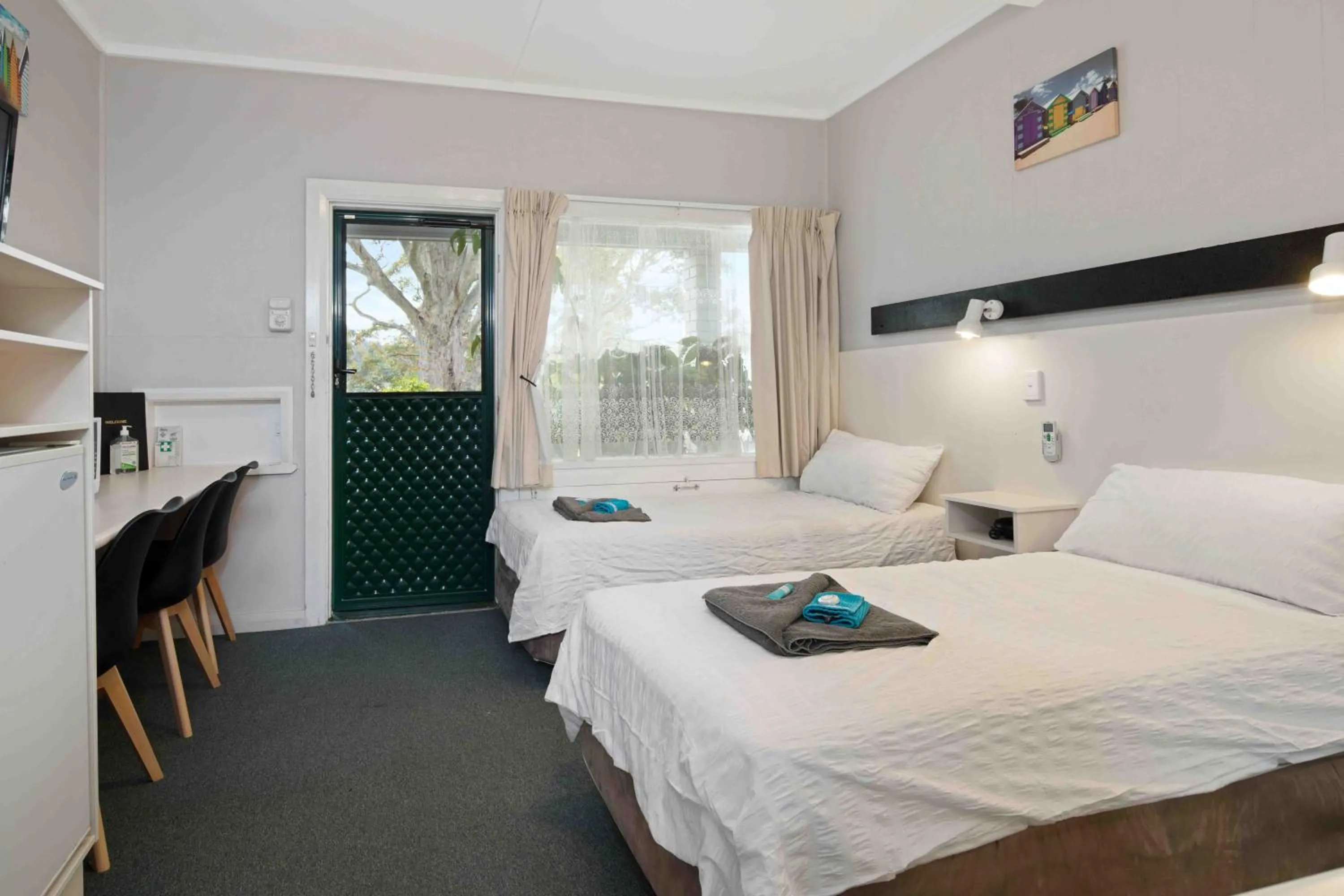 Bedroom, Bed in The Tree Motel