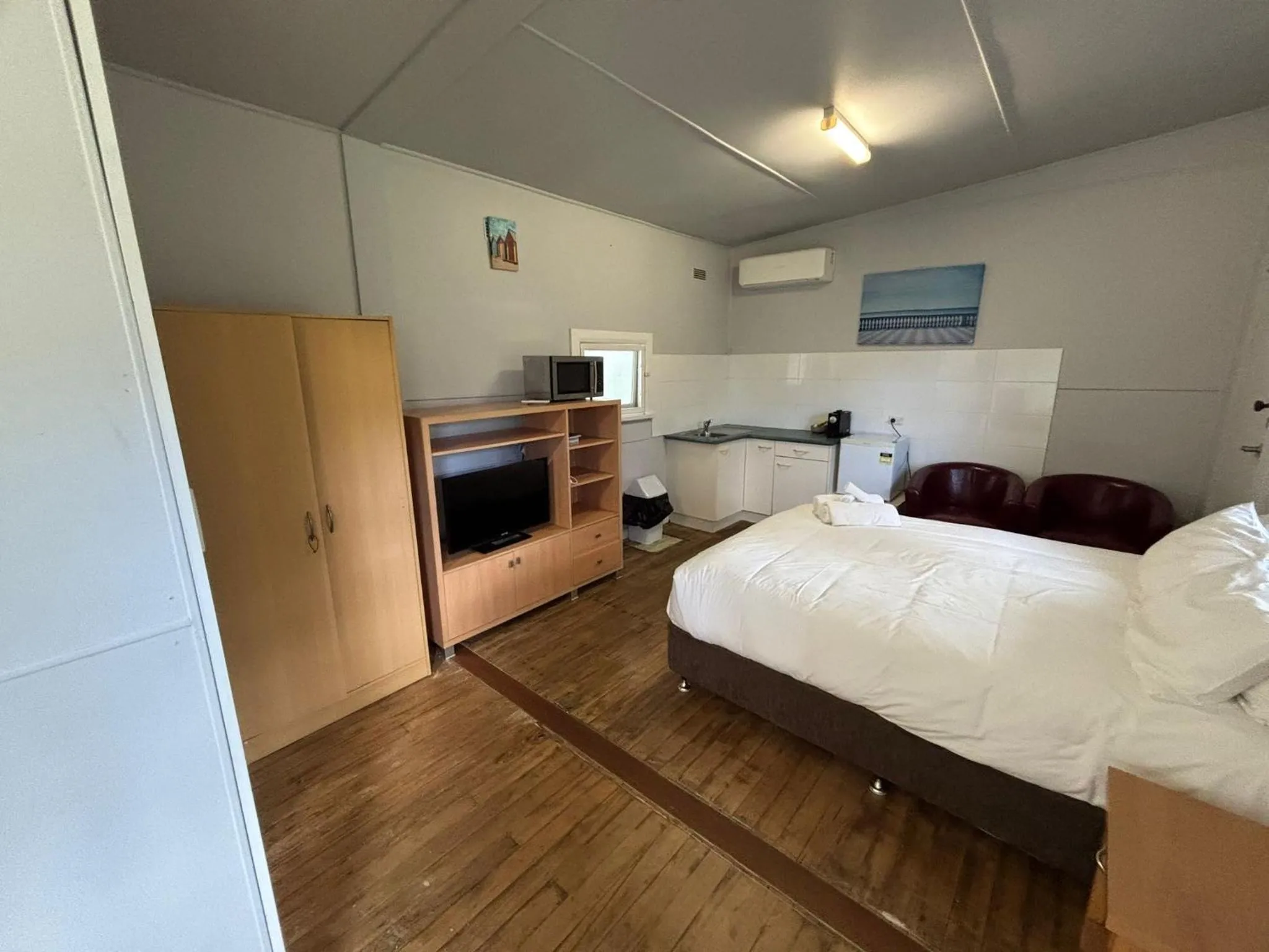 Bedroom, Bed in The Tree Motel