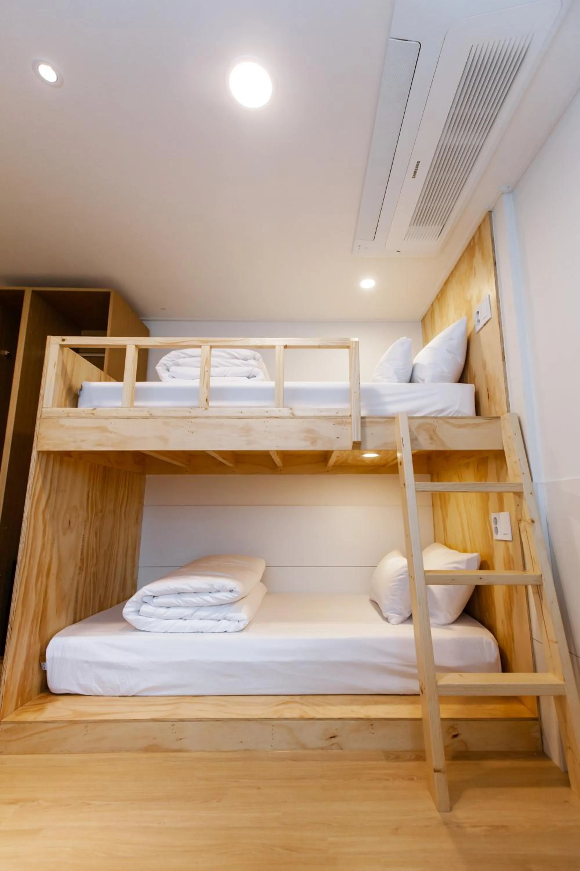 Bed in Step Inn Myeongdong 1
