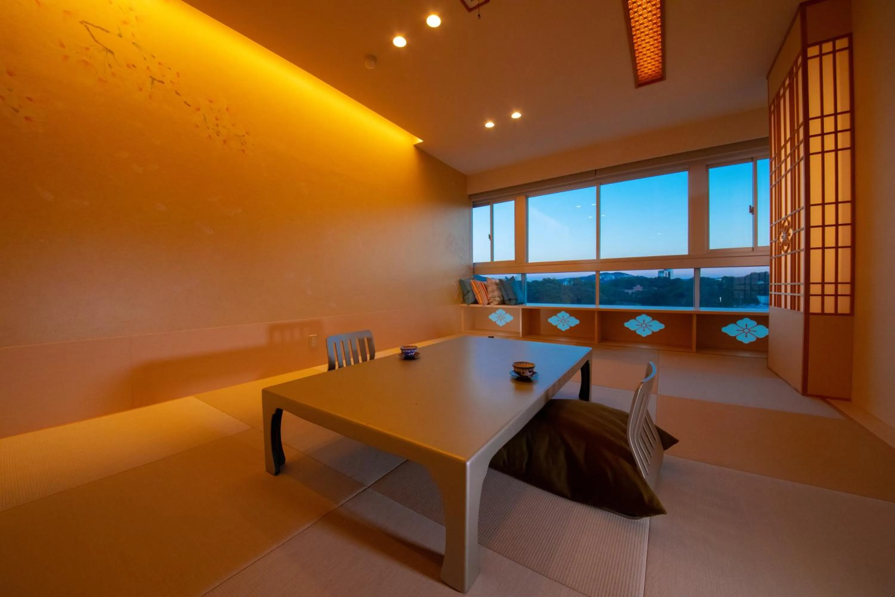 Living room in Toba Grand Hotel