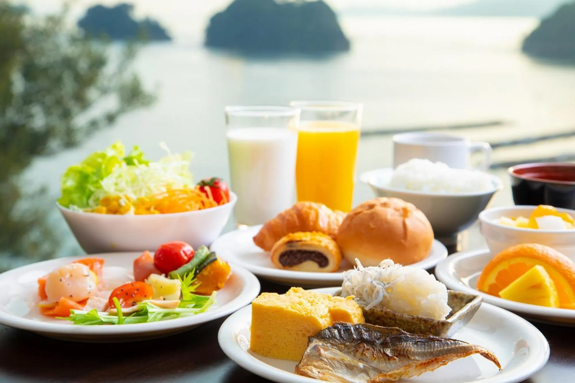 Buffet breakfast in Toba Grand Hotel