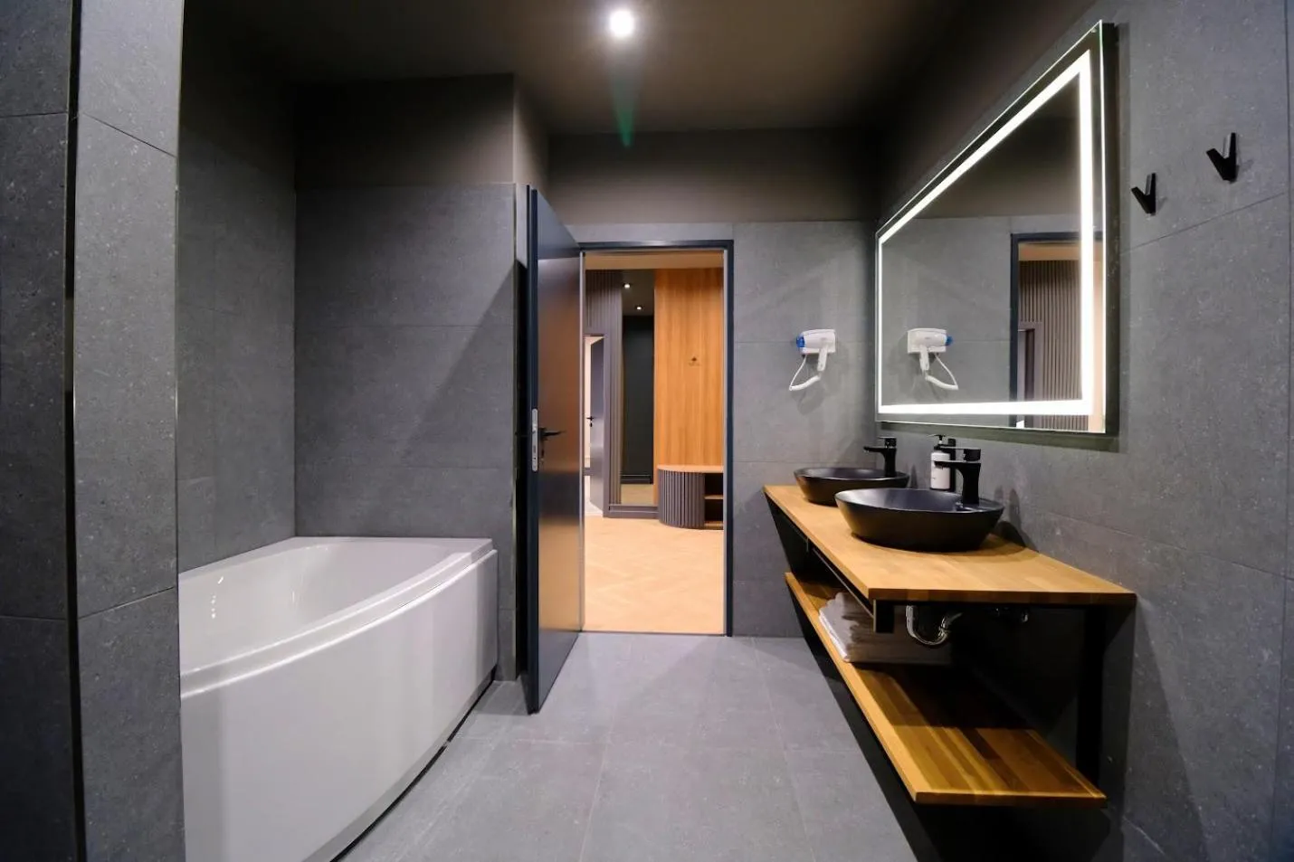 VIGOR Hotel