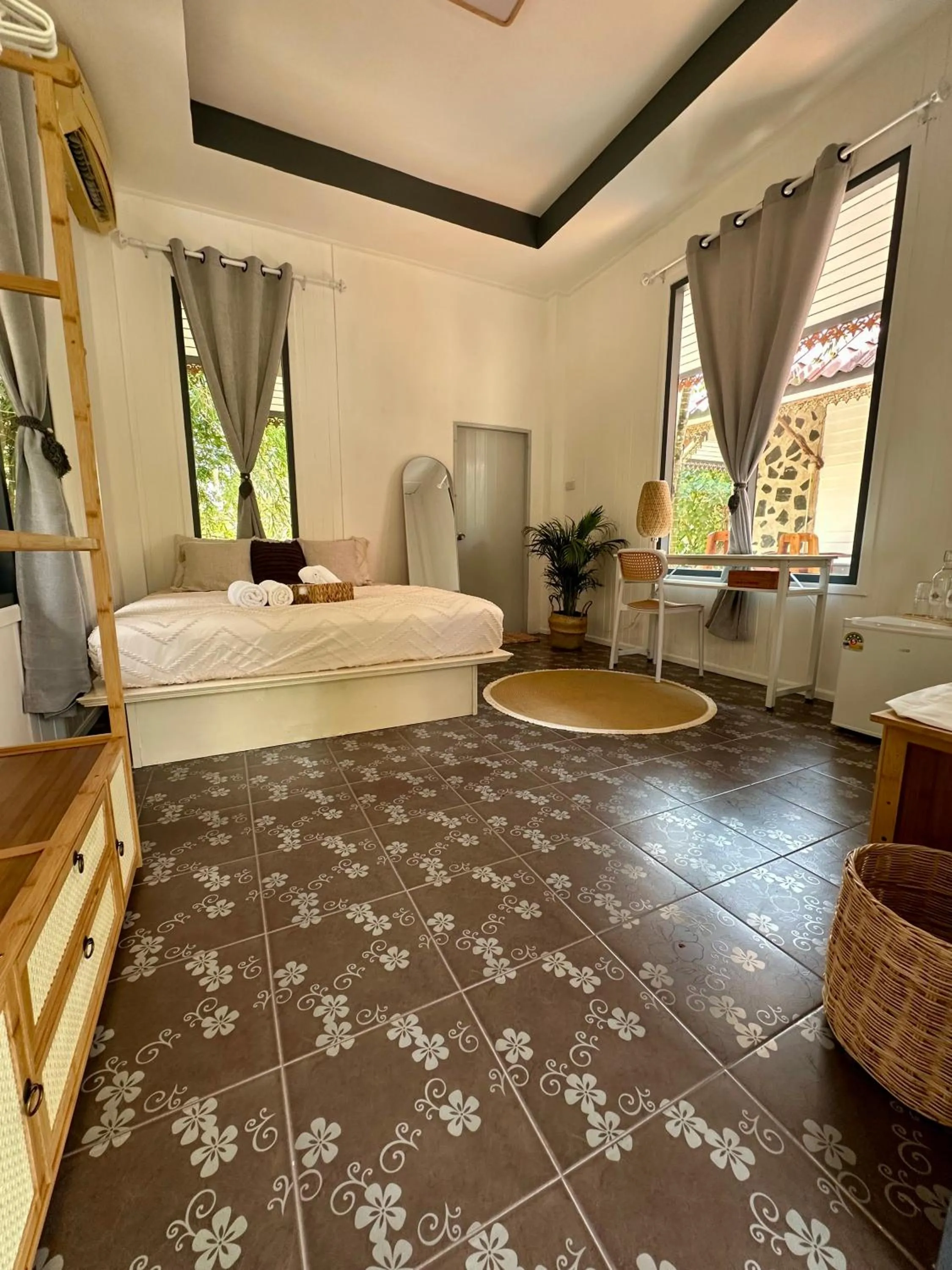 Photo of the whole room, Bed in Koh Kood Garden House