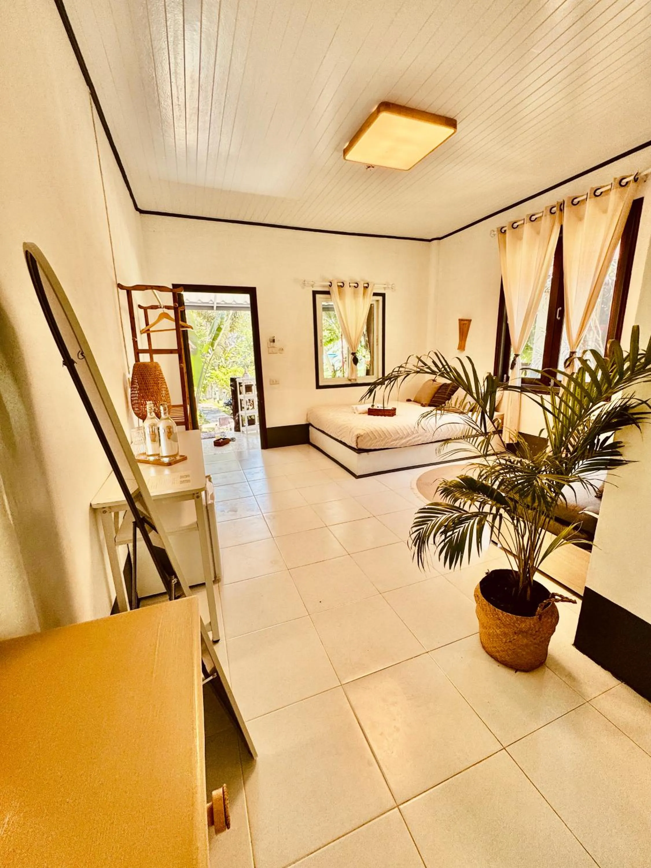Photo of the whole room, Bed in Koh Kood Garden House