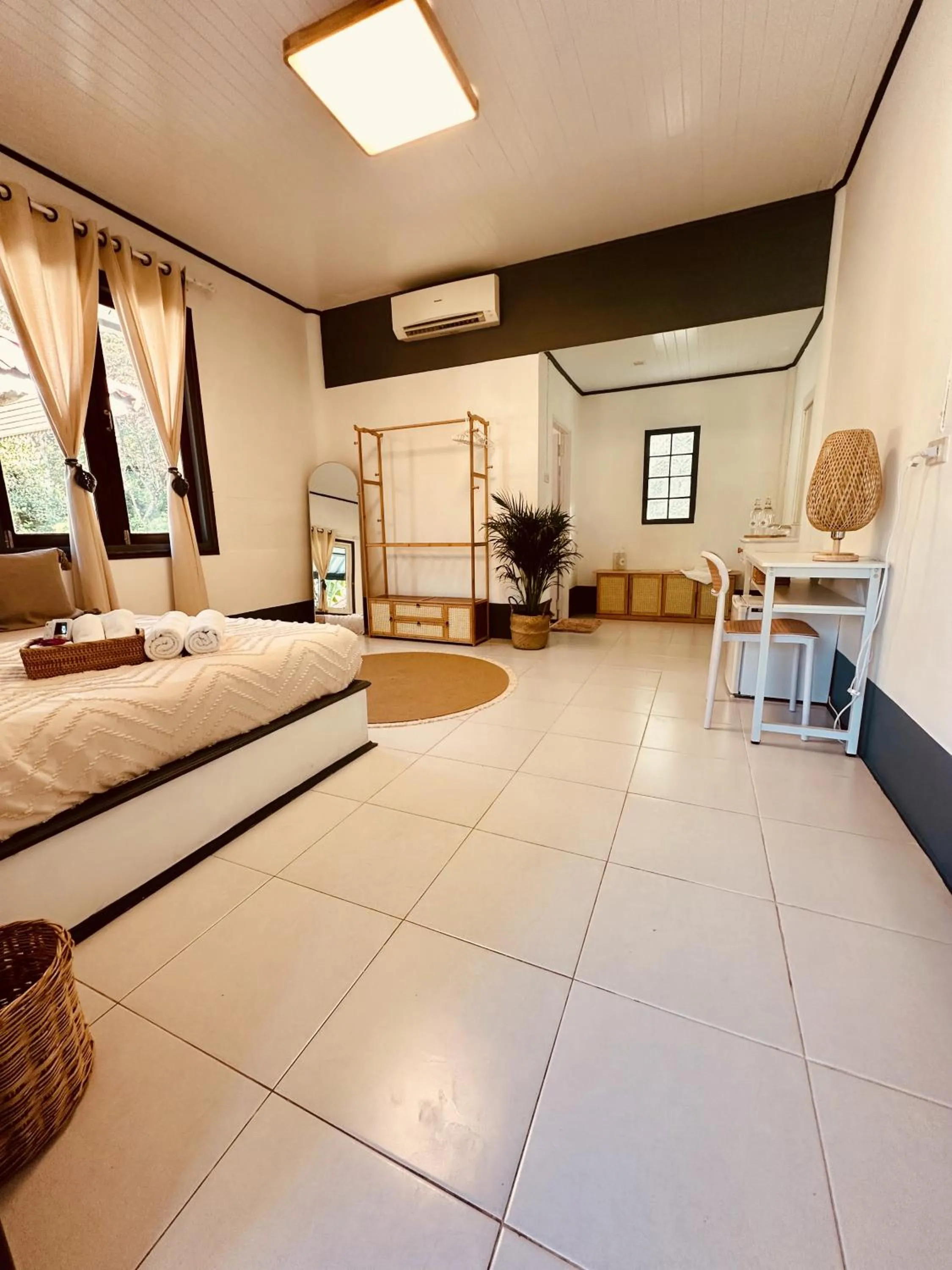 Photo of the whole room, Bed in Koh Kood Garden House
