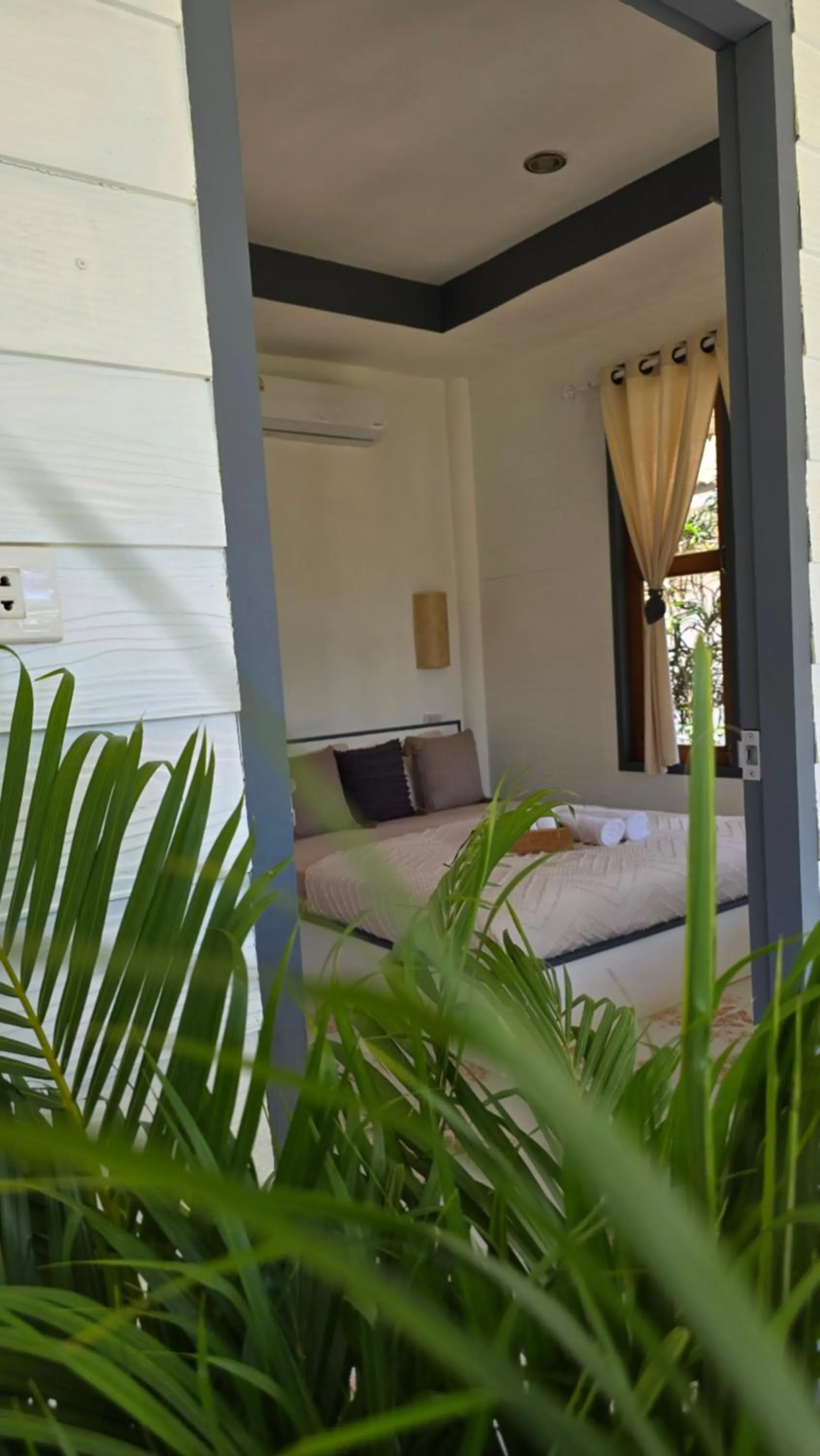 Photo of the whole room, Bed in Koh Kood Garden House