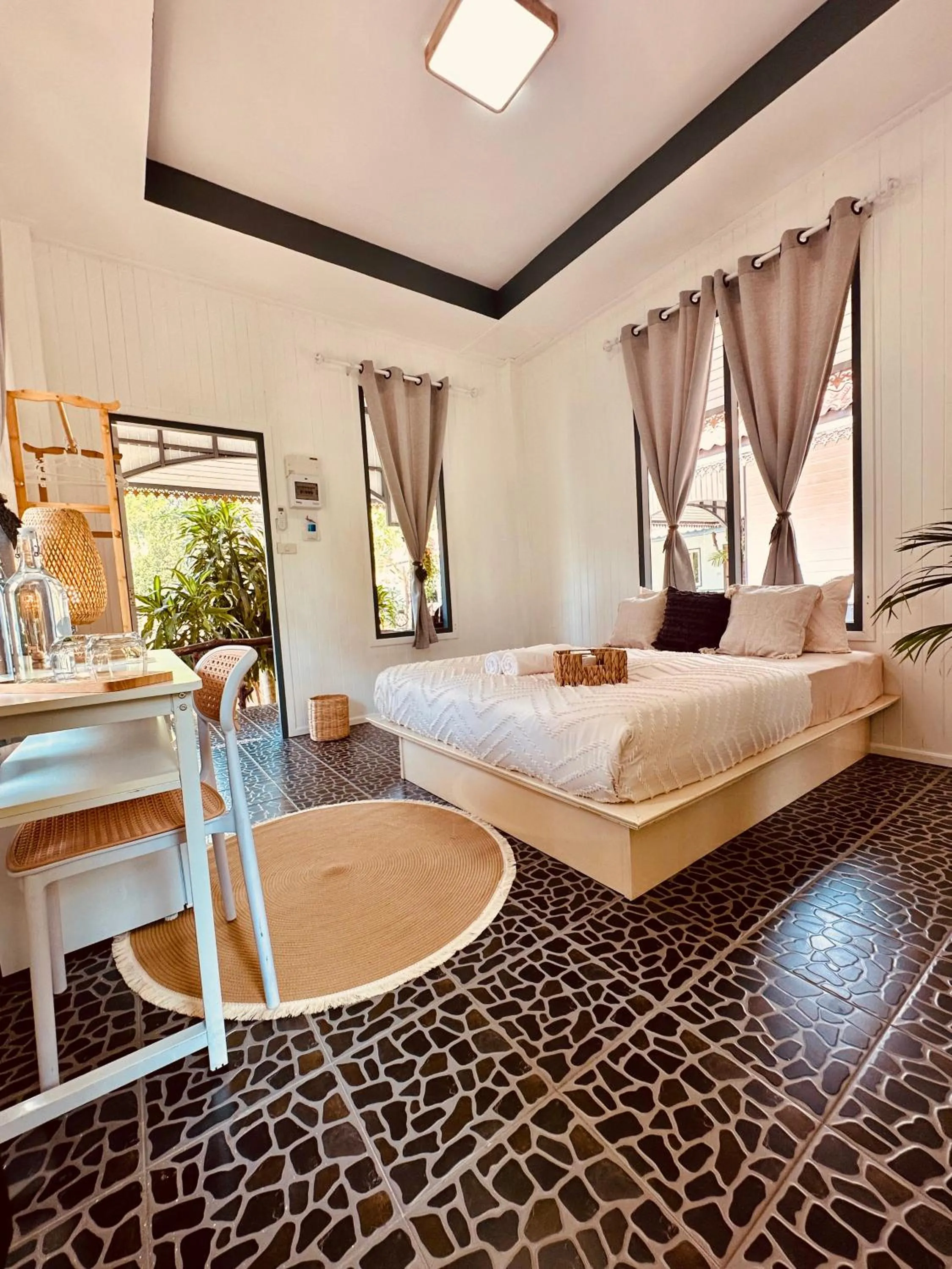 Photo of the whole room, Bed in Koh Kood Garden House