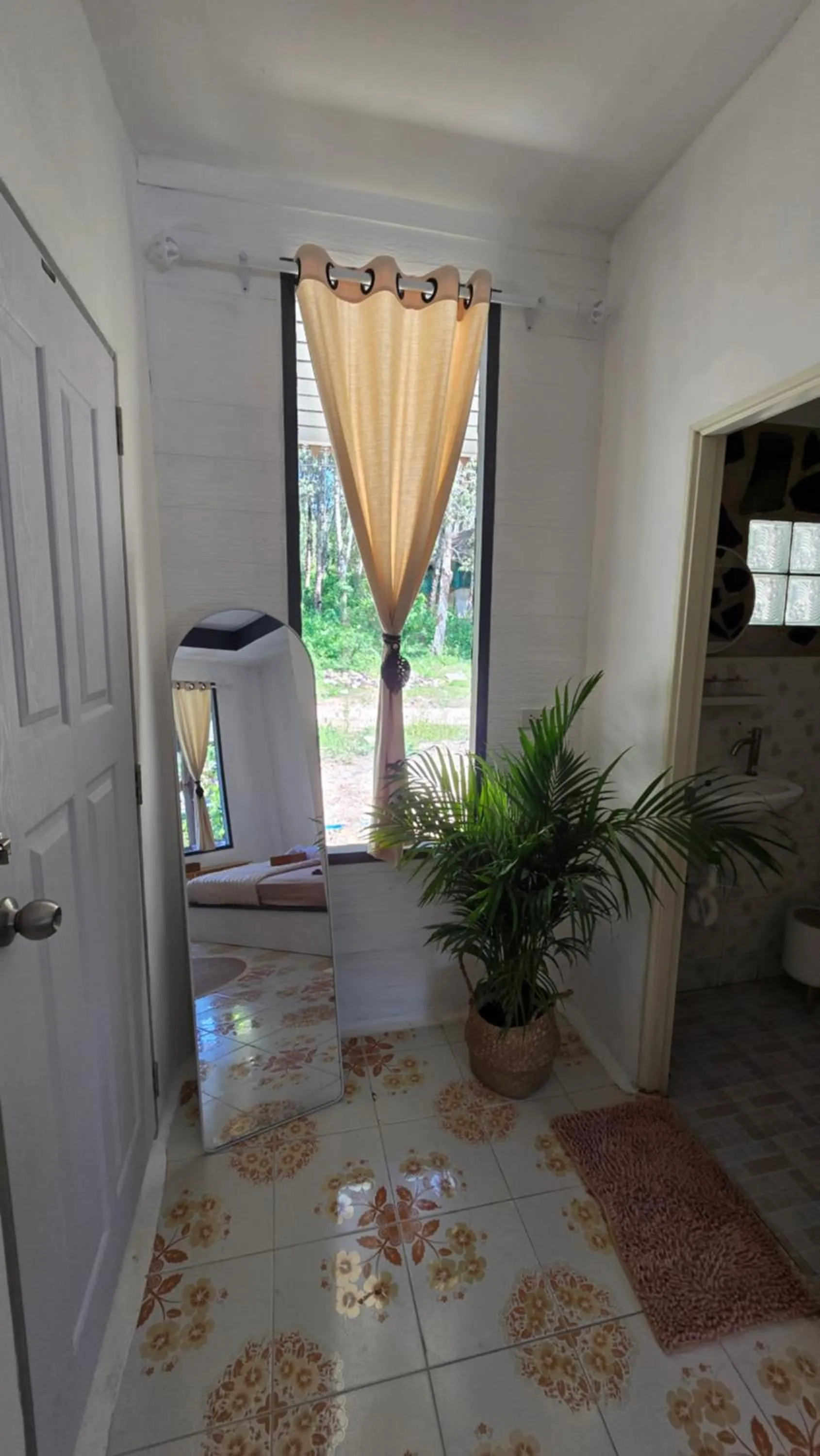 Photo of the whole room in Koh Kood Garden House