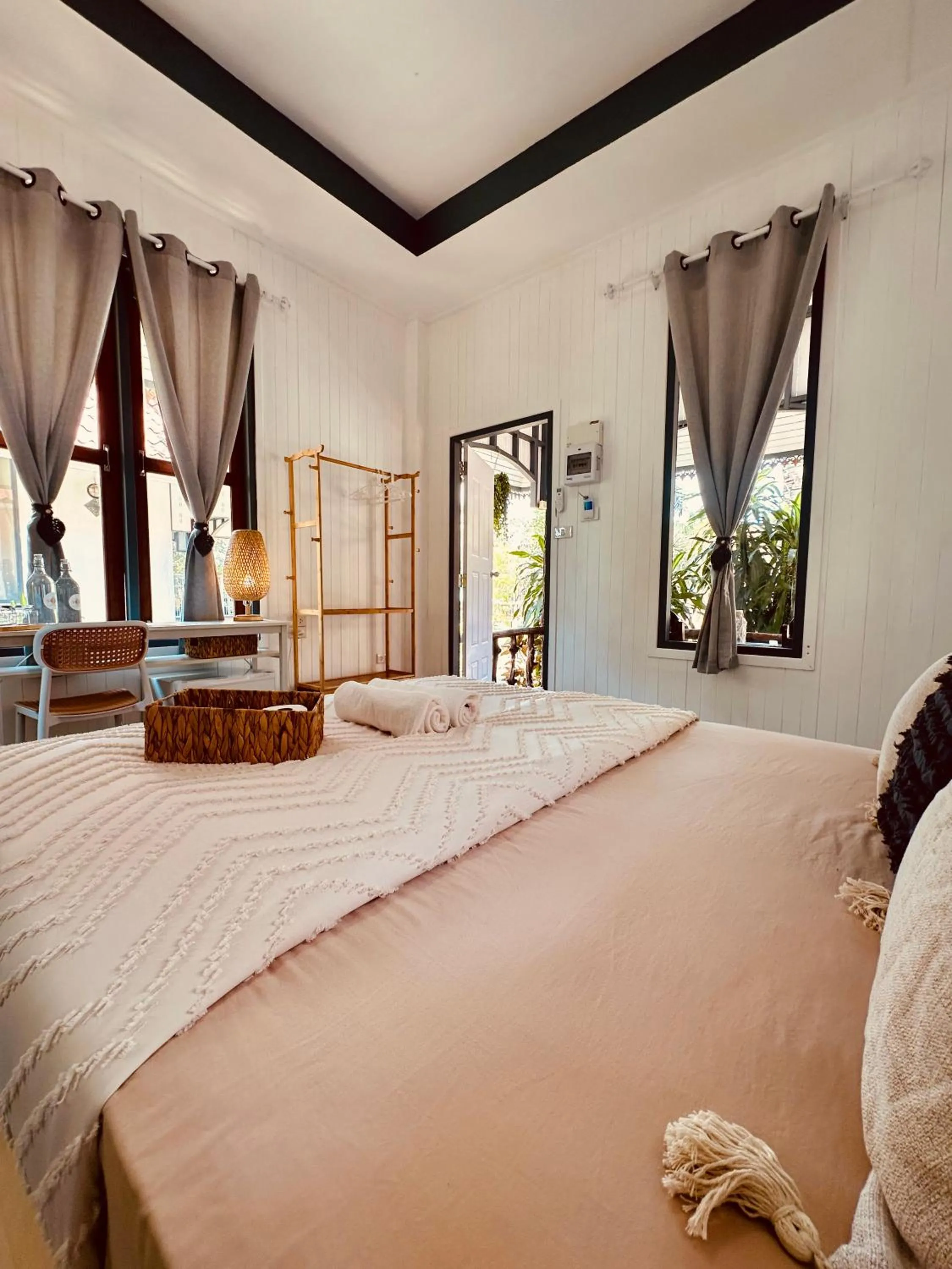 Bed in Koh Kood Garden House