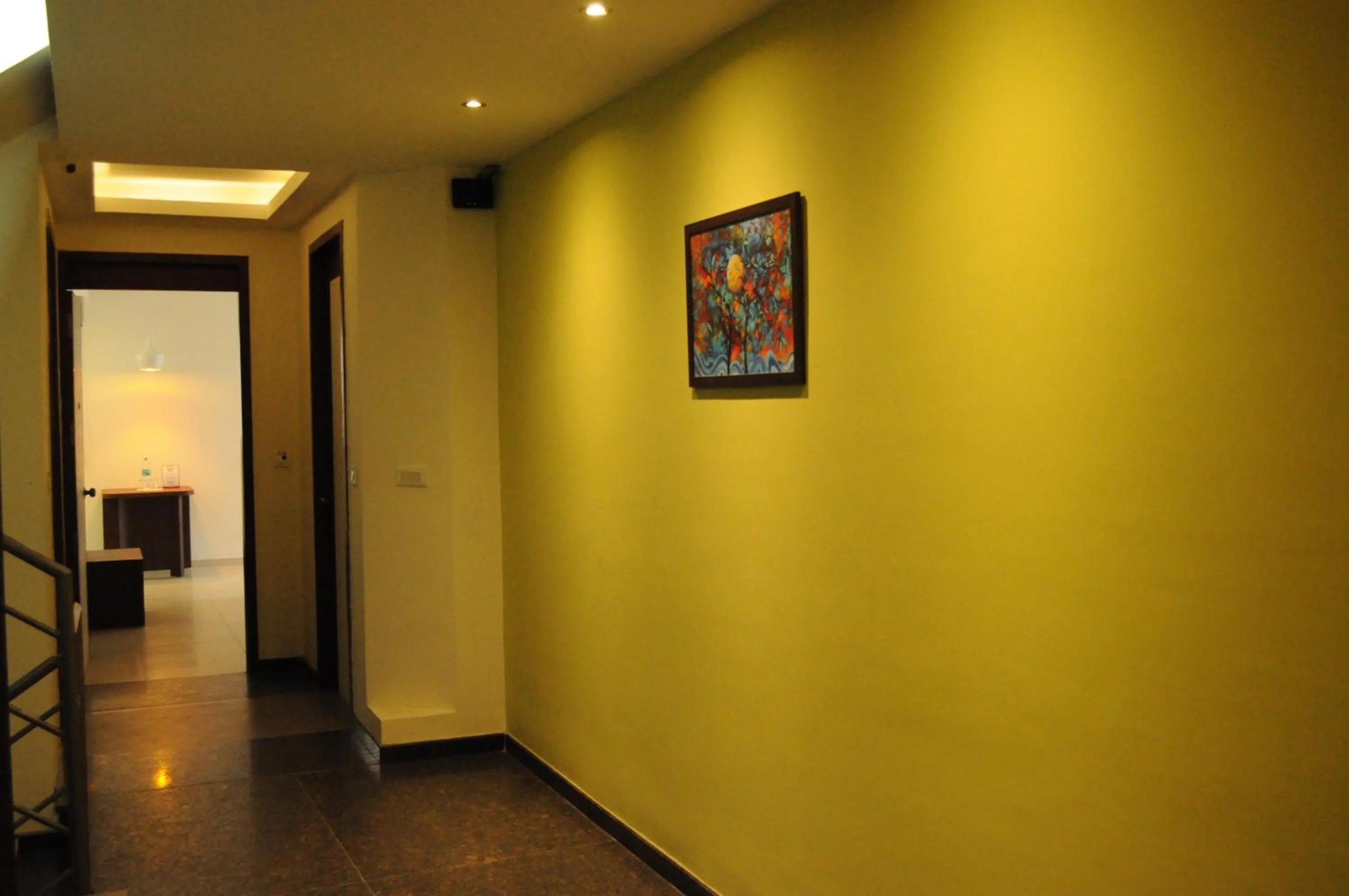 Business facilities in Ixora Suites