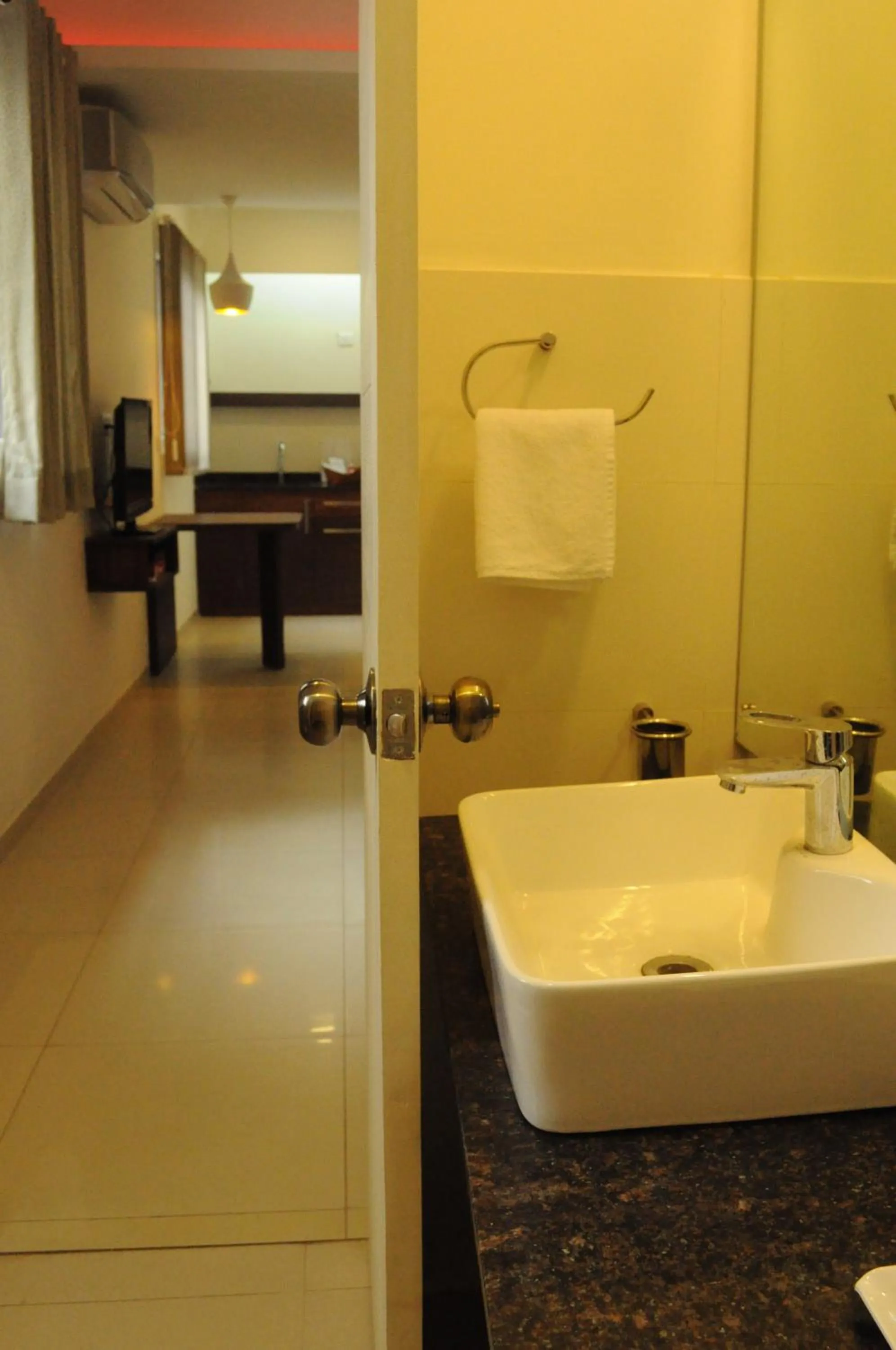 Bathroom in Ixora Suites