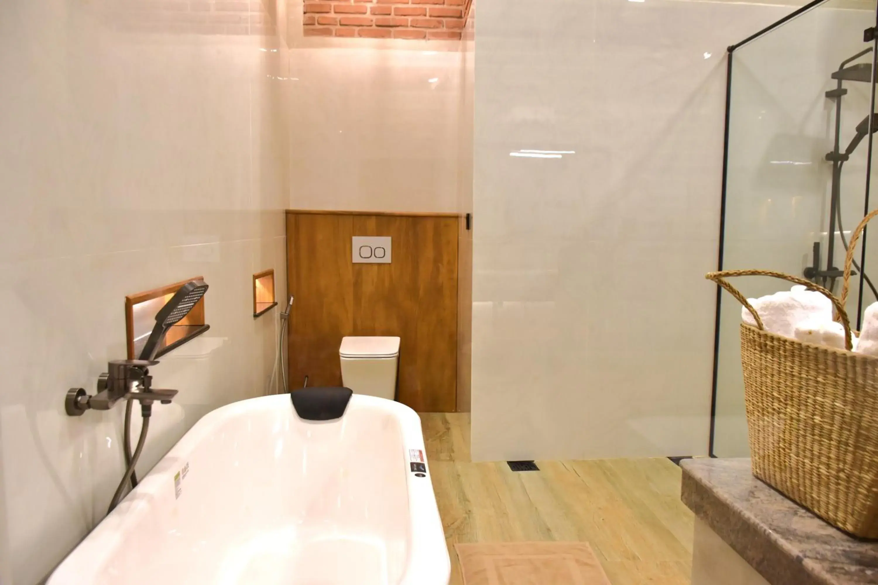 Bathroom in La Veranda Di Serena Bathroom in La Veranda Di Serena