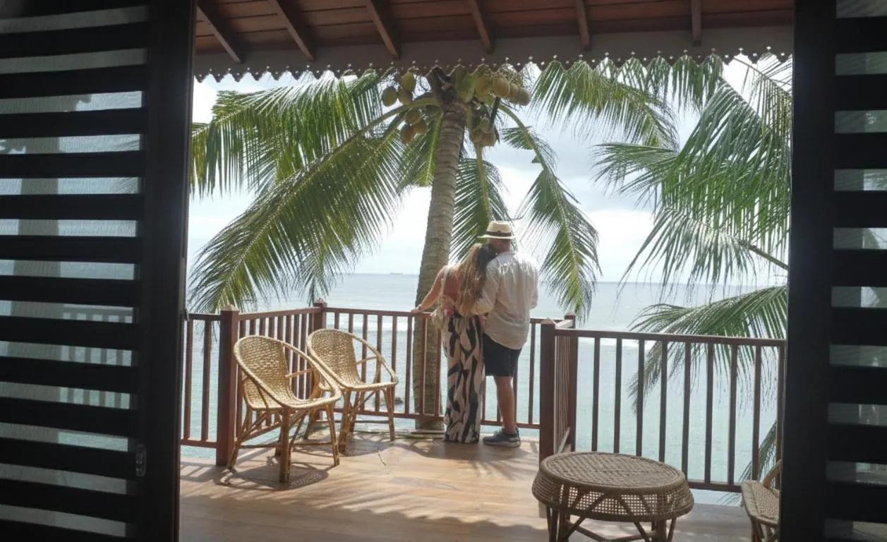 Sea view in La Veranda Di Serena