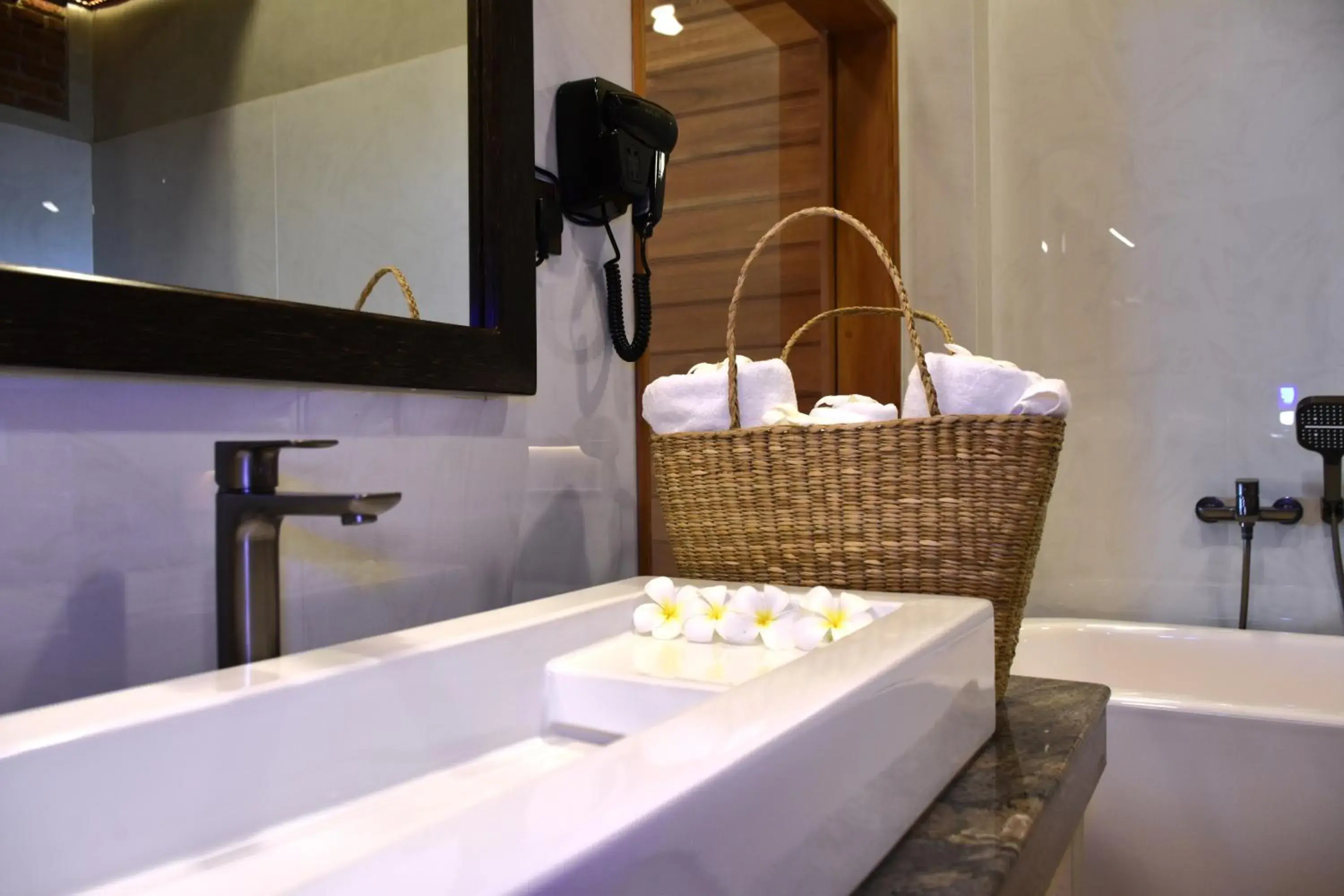 Bathroom in La Veranda Di Serena Bathroom in La Veranda Di Serena