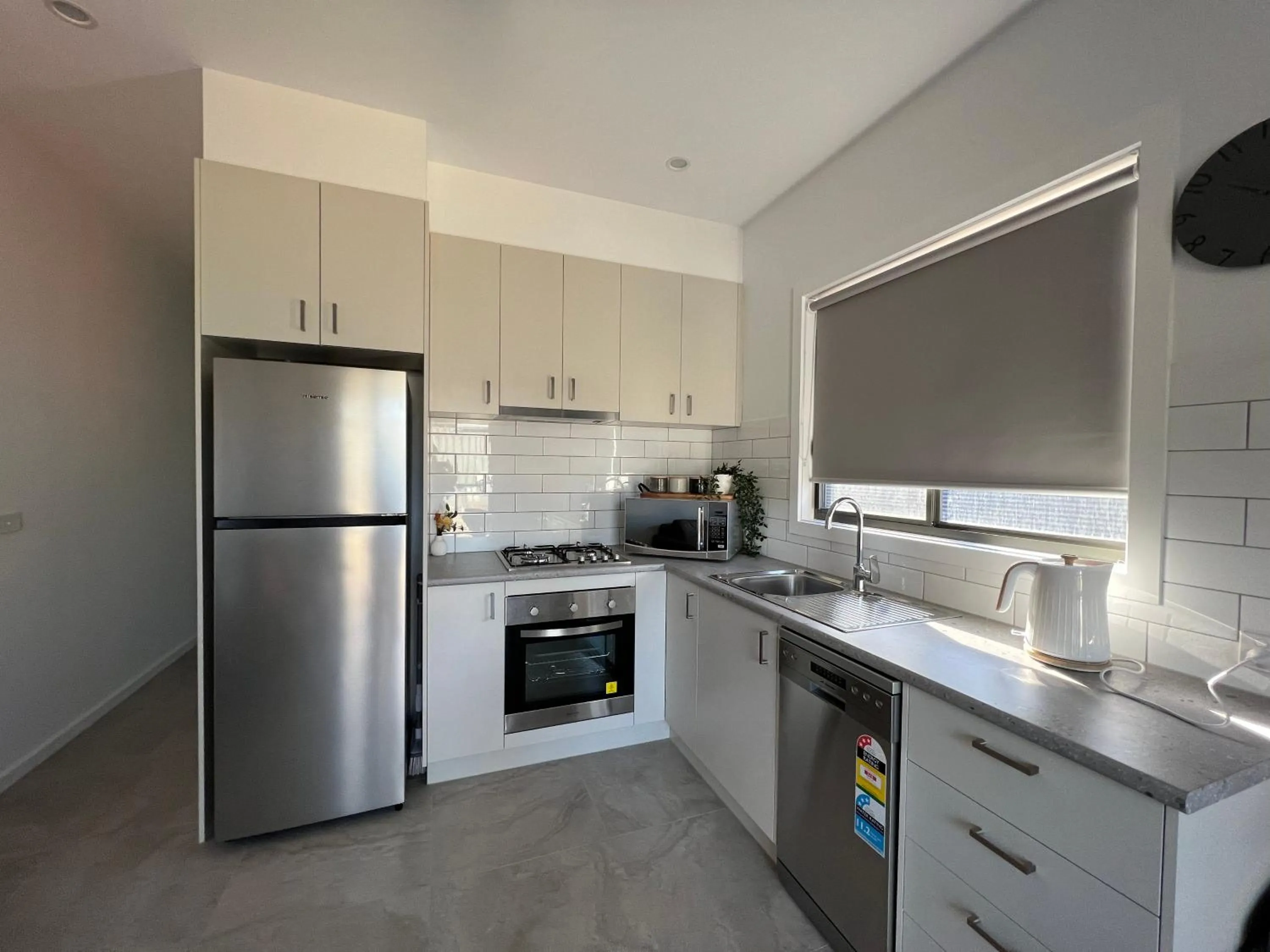 Kitchen or kitchenette in Bundalong Villas