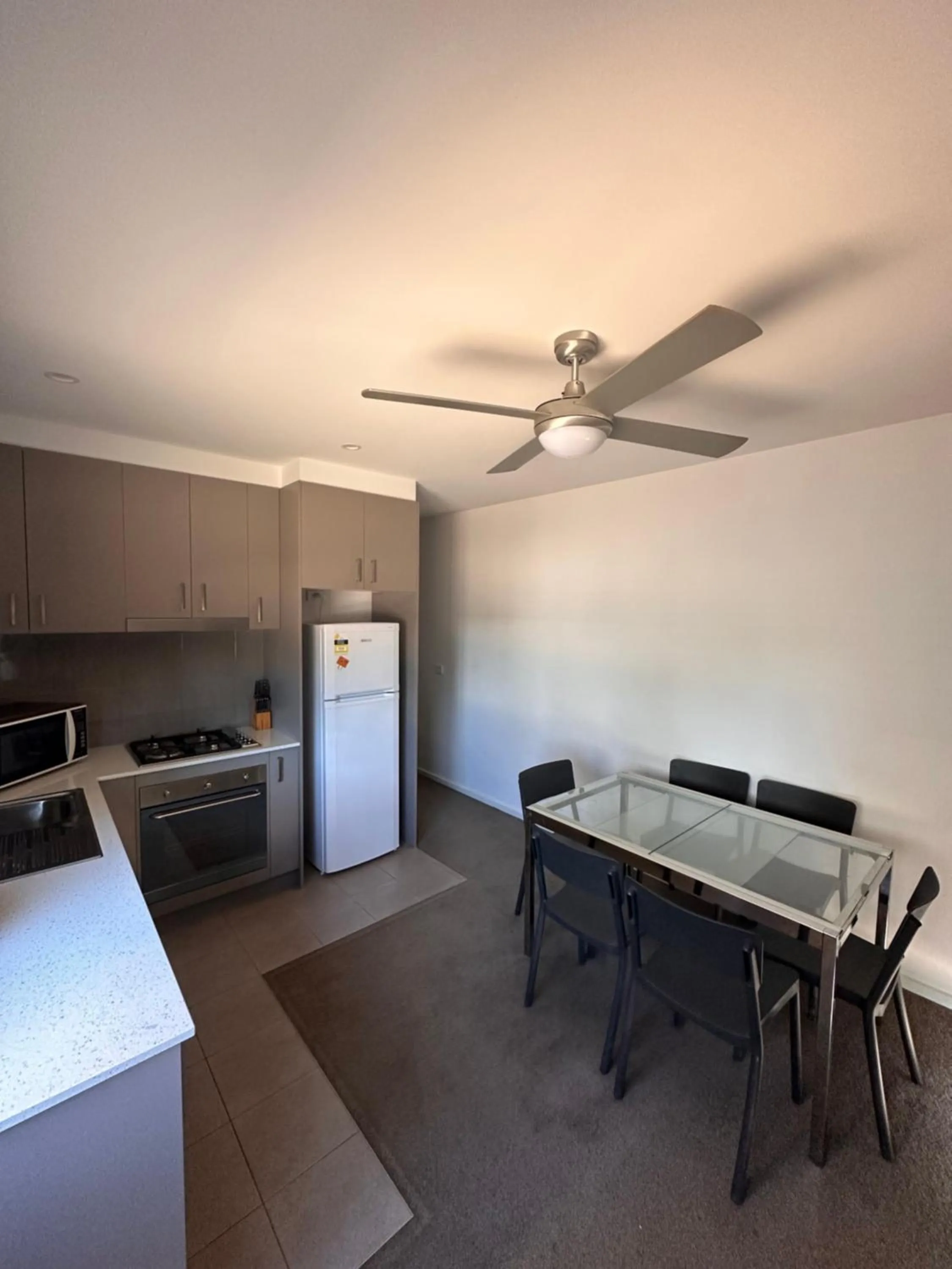 Kitchen or kitchenette in Bundalong Villas