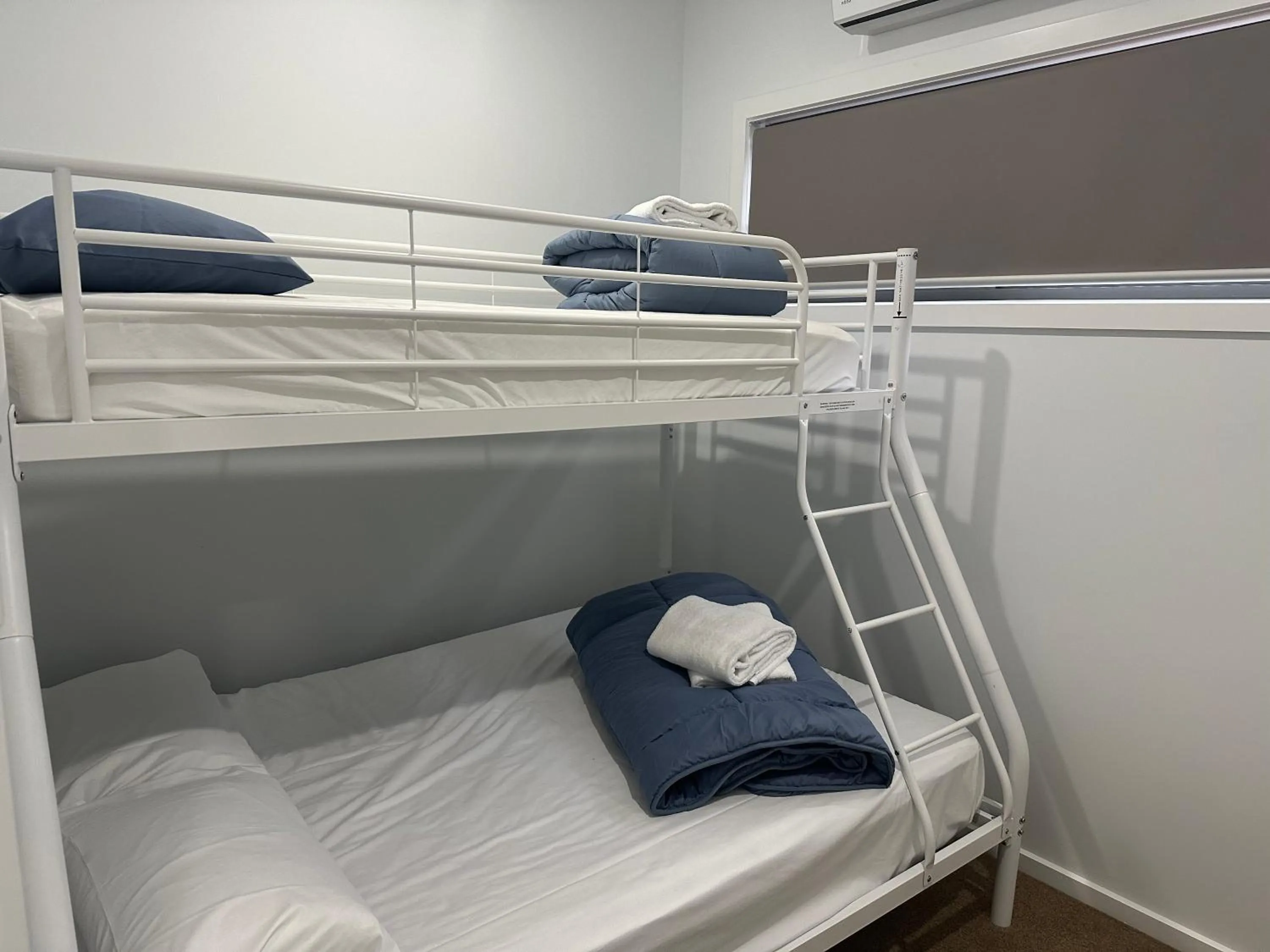 Bedroom, Bed in Bundalong Villas