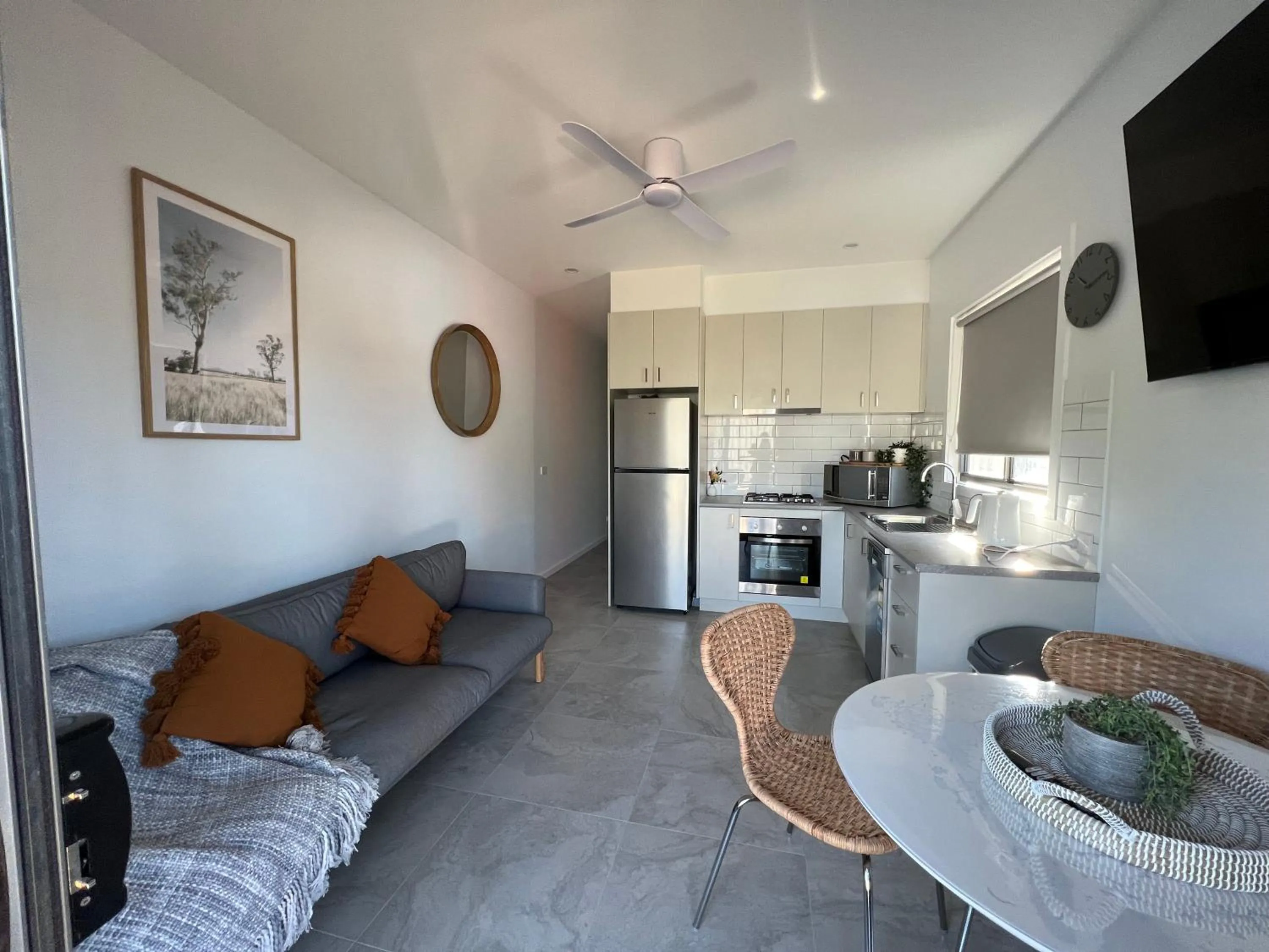 Kitchen or kitchenette in Bundalong Villas