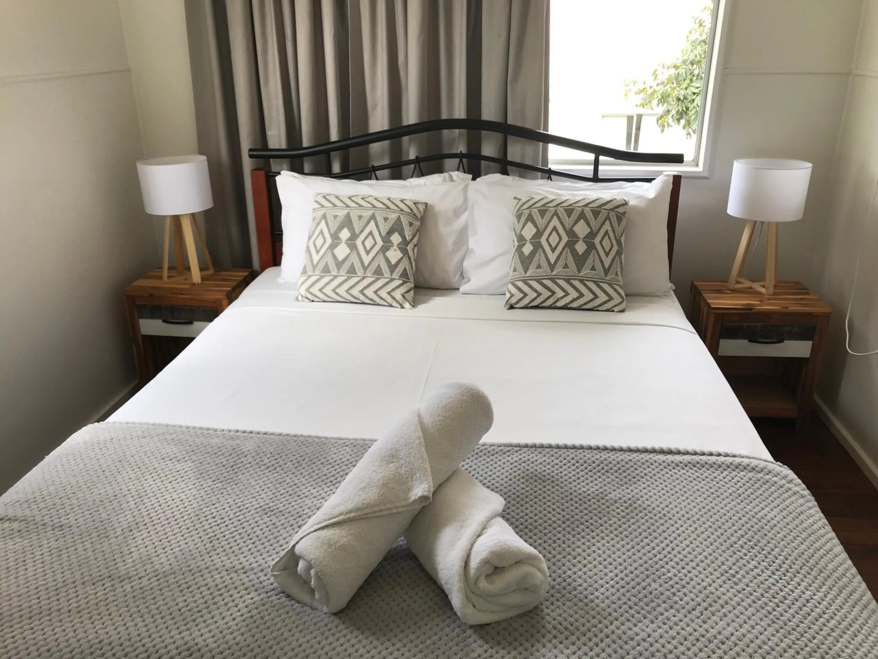 Bedroom, Bed in Ocean Breeze Units