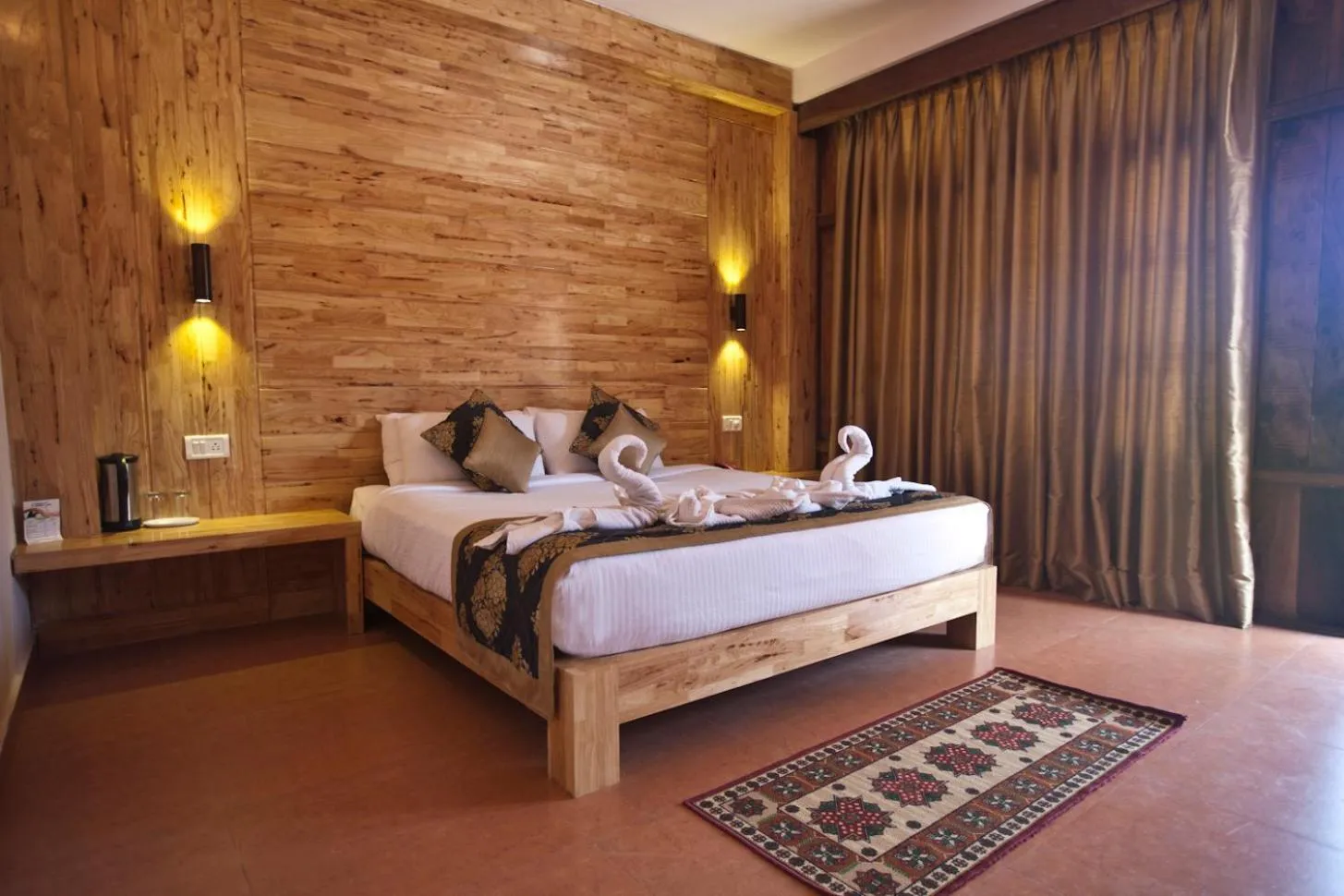 Bedroom, Bed in Symphony Palms Beach Resort And Spa