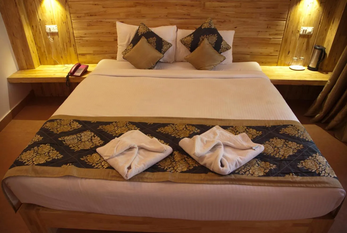 Bedroom, Bed in Symphony Palms Beach Resort And Spa