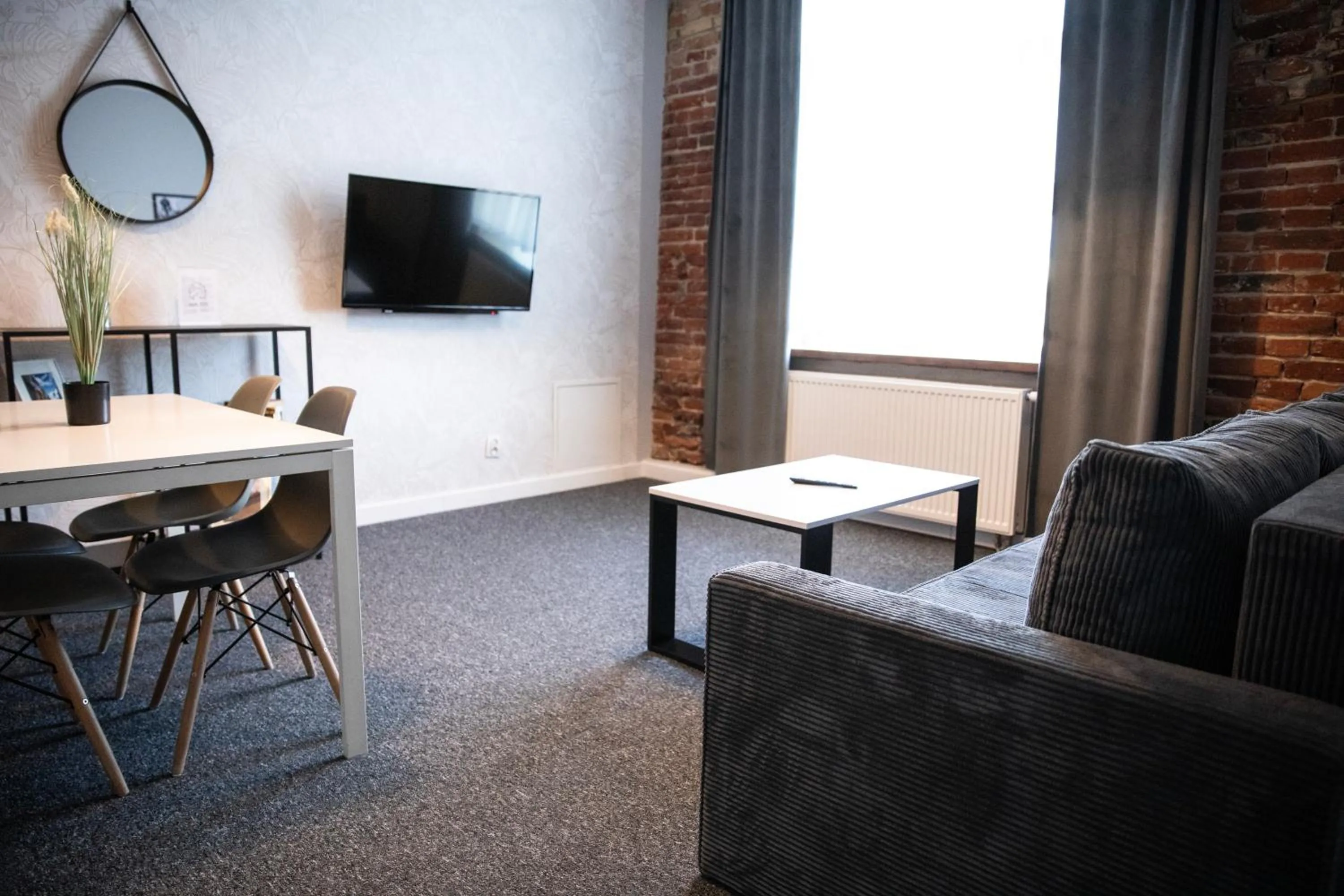 TV and multimedia in New Adler Bed & Breakfast