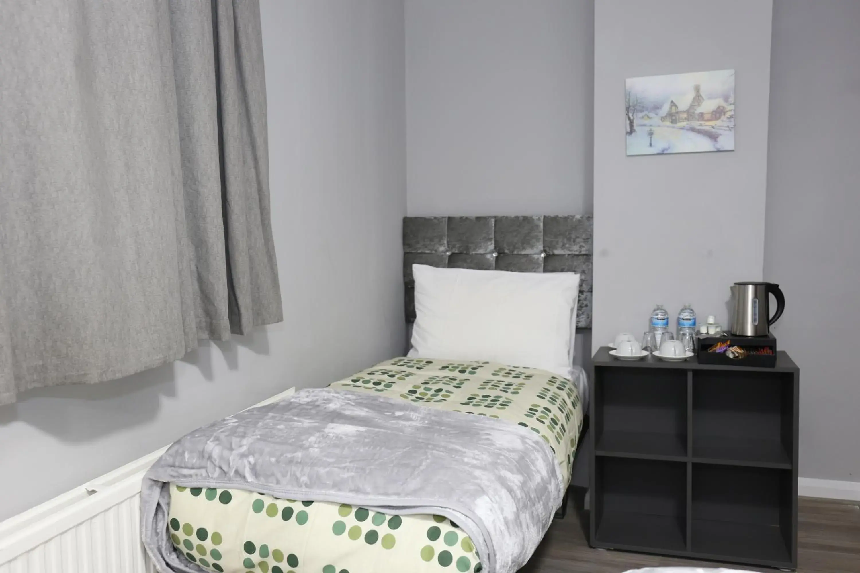 Bedroom, Bed in Elstree Inn Bedroom, Bed in Elstree Inn