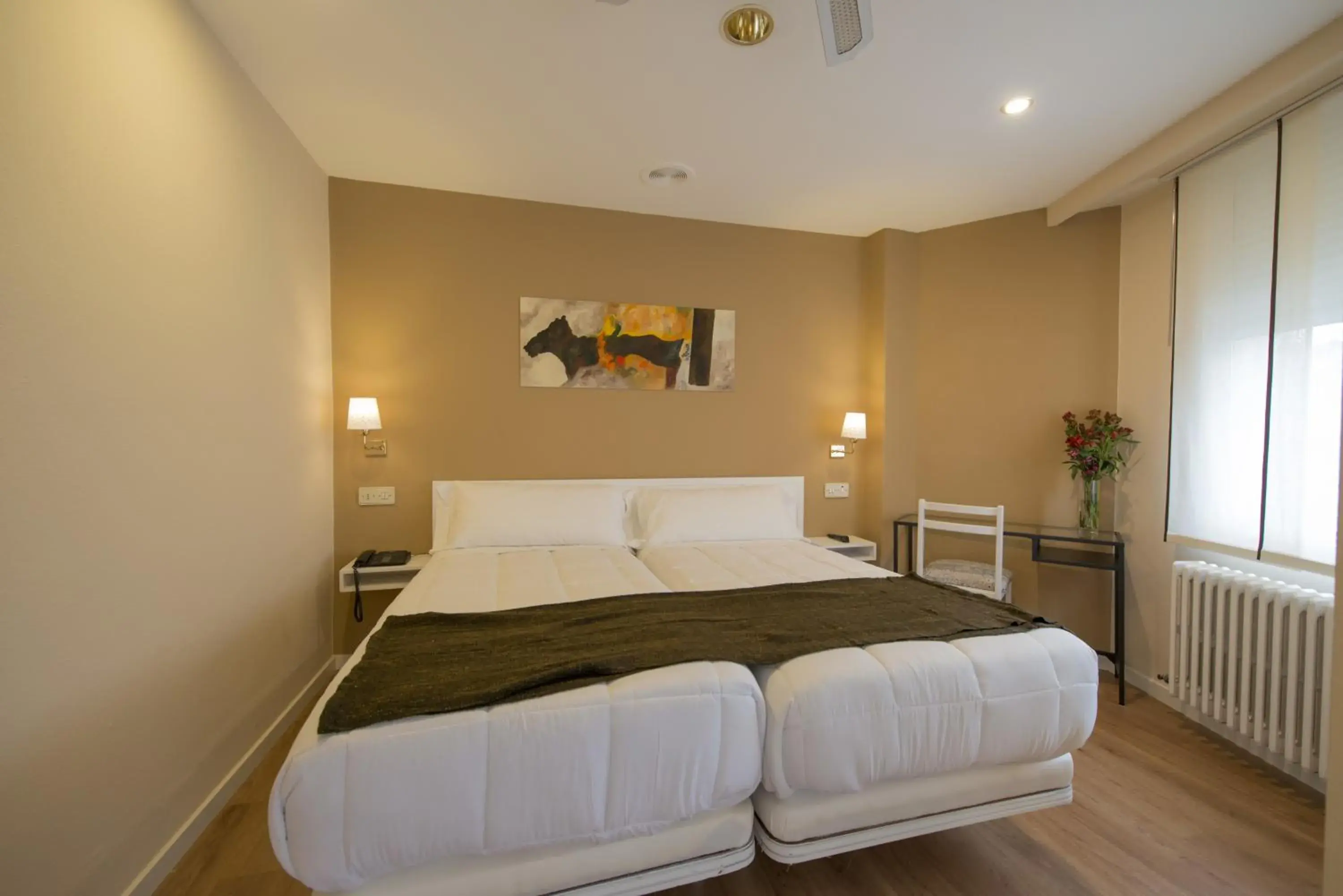 Twin Room with Balcony in Hotel Miño Twin Room with Balcony in Hotel Miño