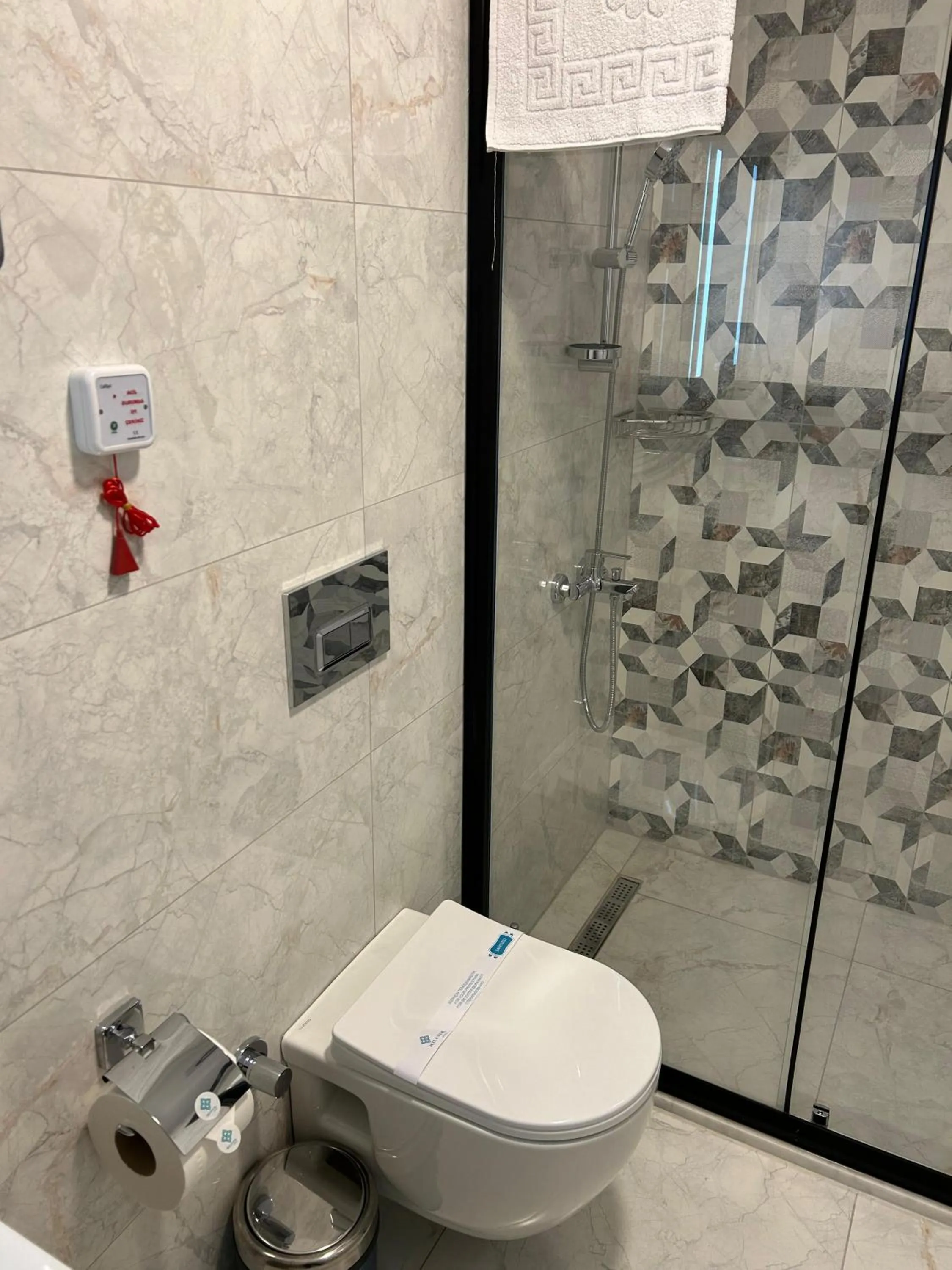 Shower in By Otel Nilüfer