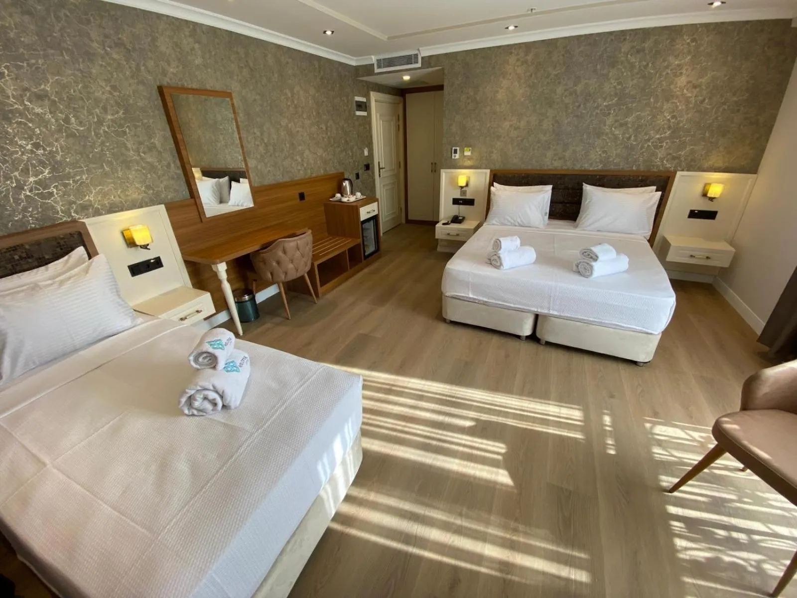 Bed in By Otel Nilüfer