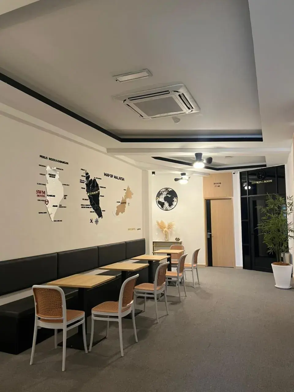 Property building in SWM Hotel Property building in SWM Hotel