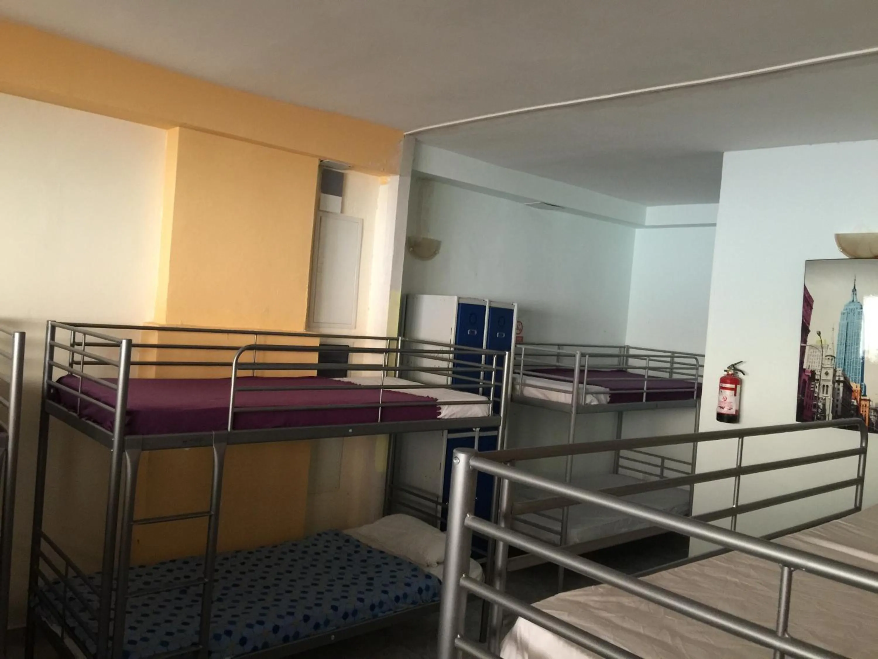 Photo of the whole room, Bed in Tenerife Hostel