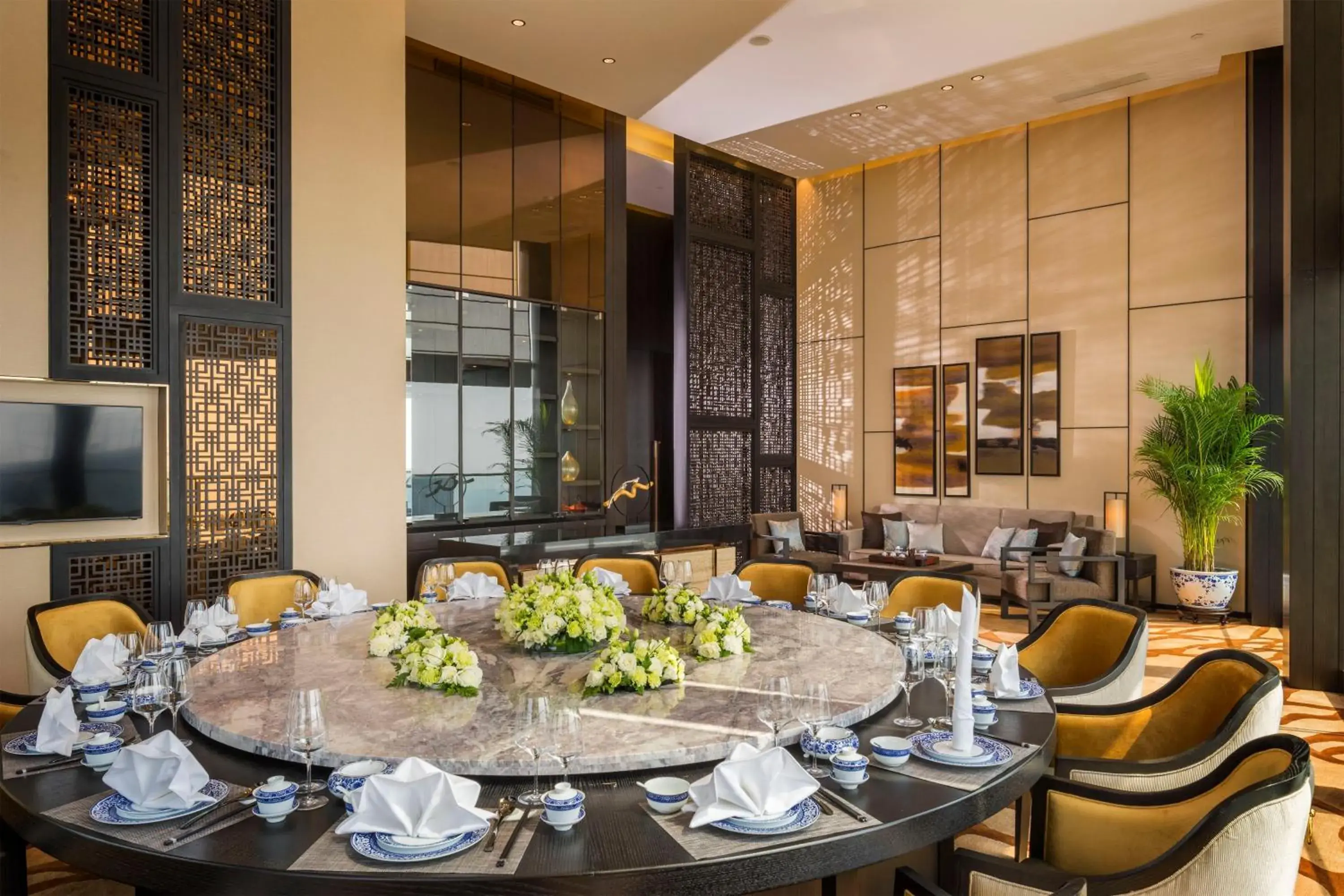 Restaurant/places to eat in HUALUXE Hotels & Resorts Nanchang High-Tech Zone, an IHG Hotel Restaurant/places to eat in HUALUXE Hotels & Resorts Nanchang High-Tech Zone, an IHG Hotel