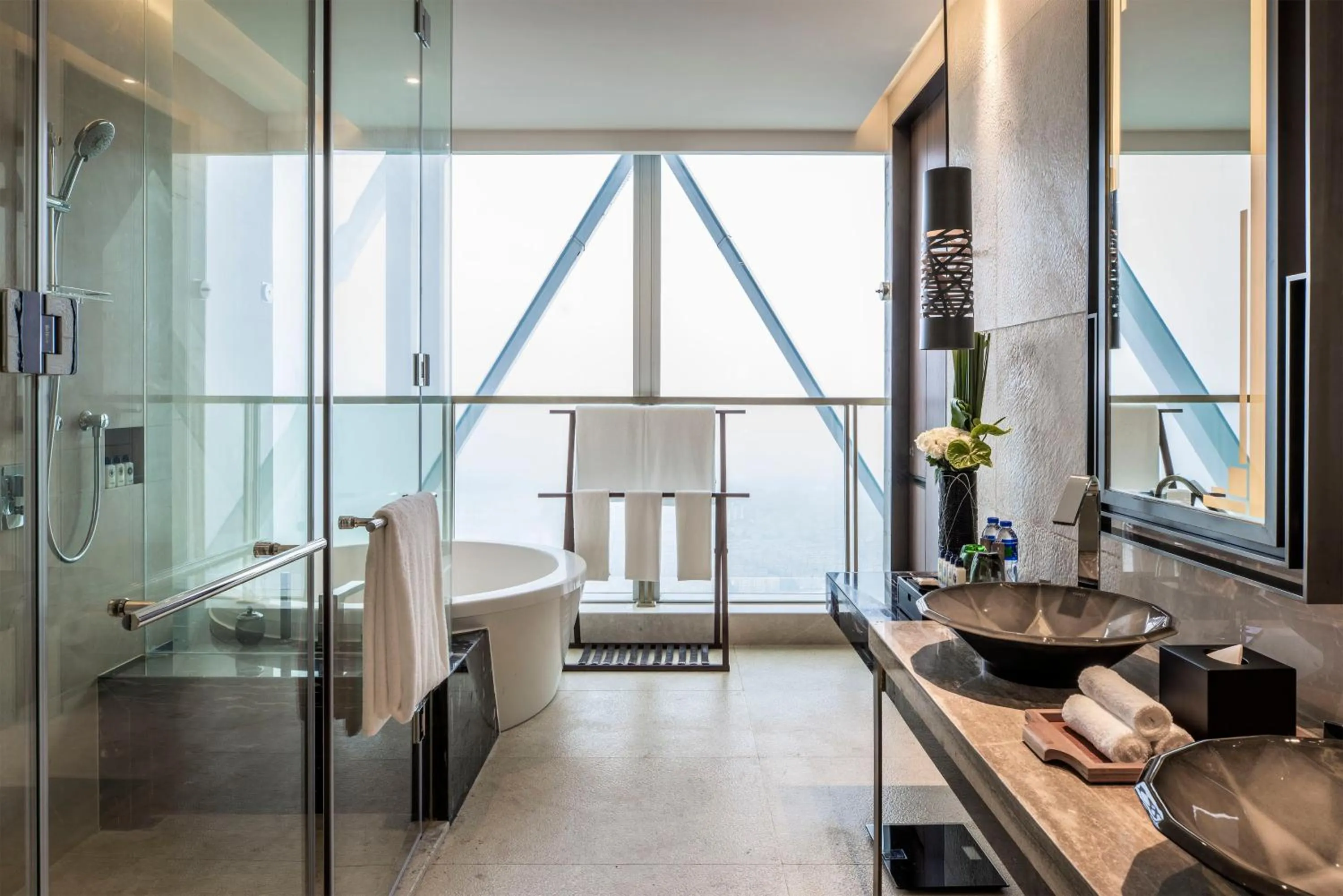 Photo of the whole room in HUALUXE Hotels & Resorts Nanchang High-Tech Zone, an IHG Hotel