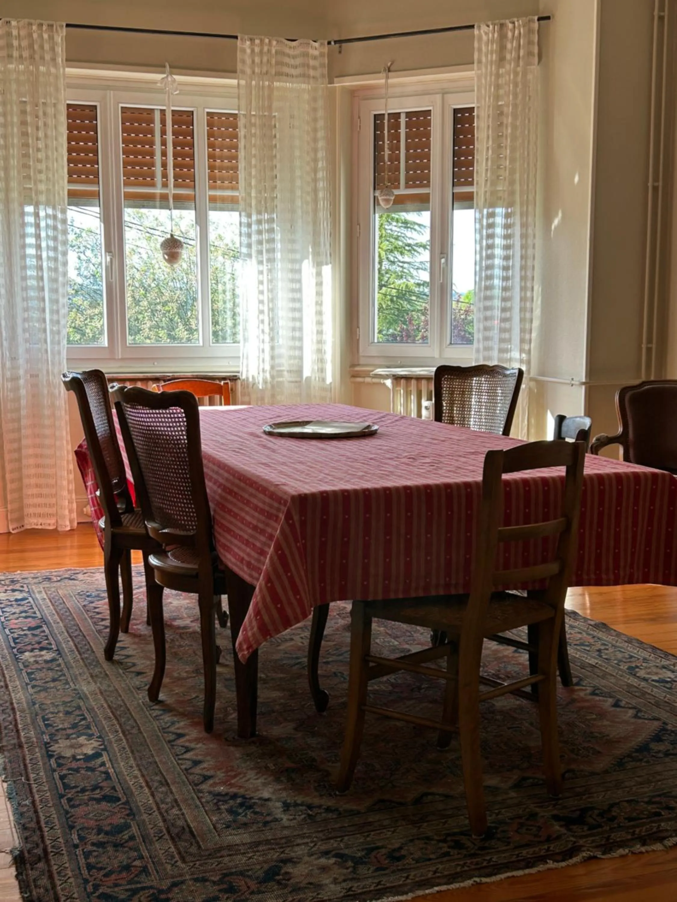Dining area in La Chambre de Marie