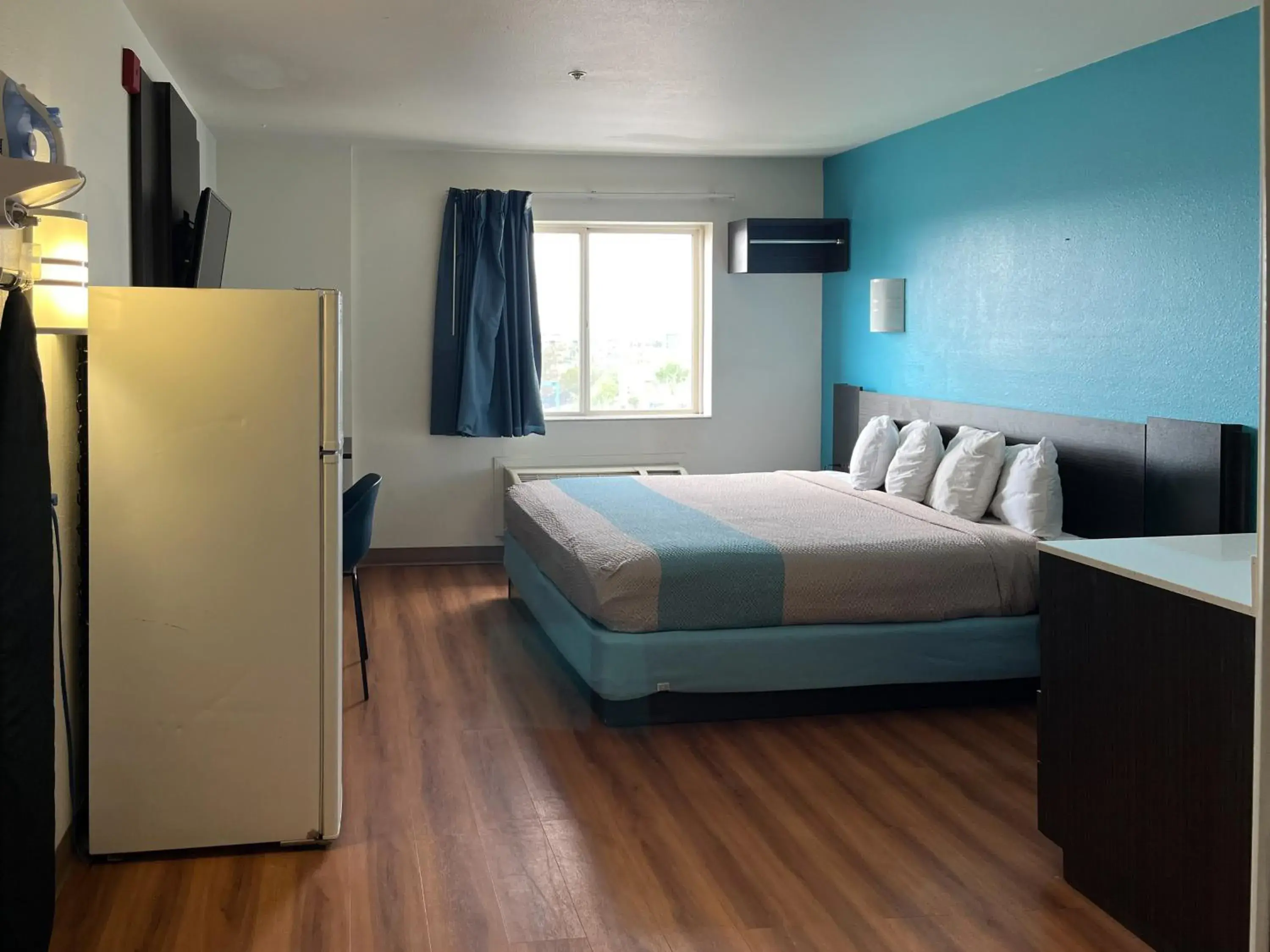 Bedroom, Bed in Studio 6 Las Cruces, NM Telshor Bedroom, Bed in Studio 6 Las Cruces, NM Telshor