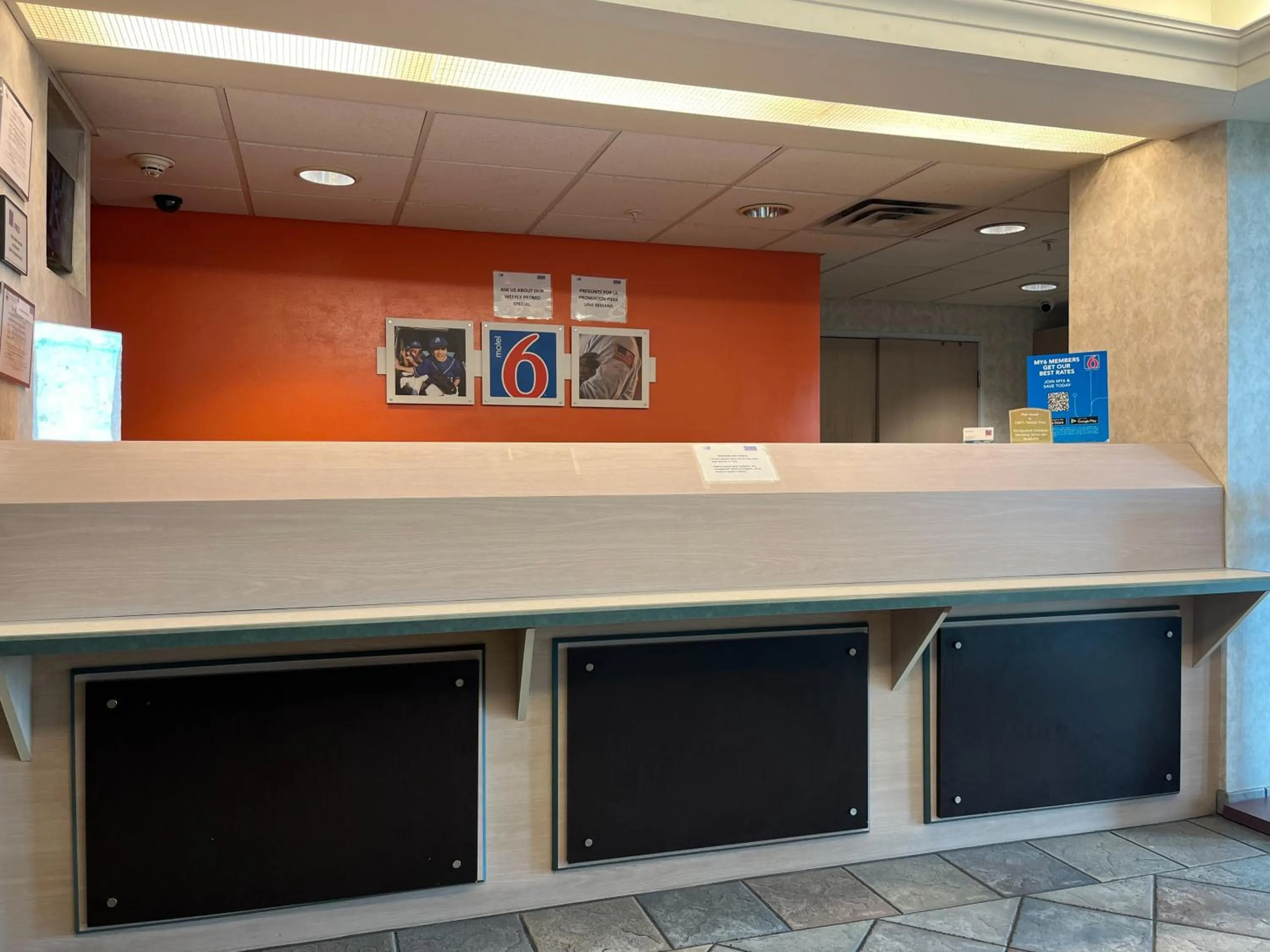 Lobby or reception in Studio 6 Las Cruces, NM Telshor