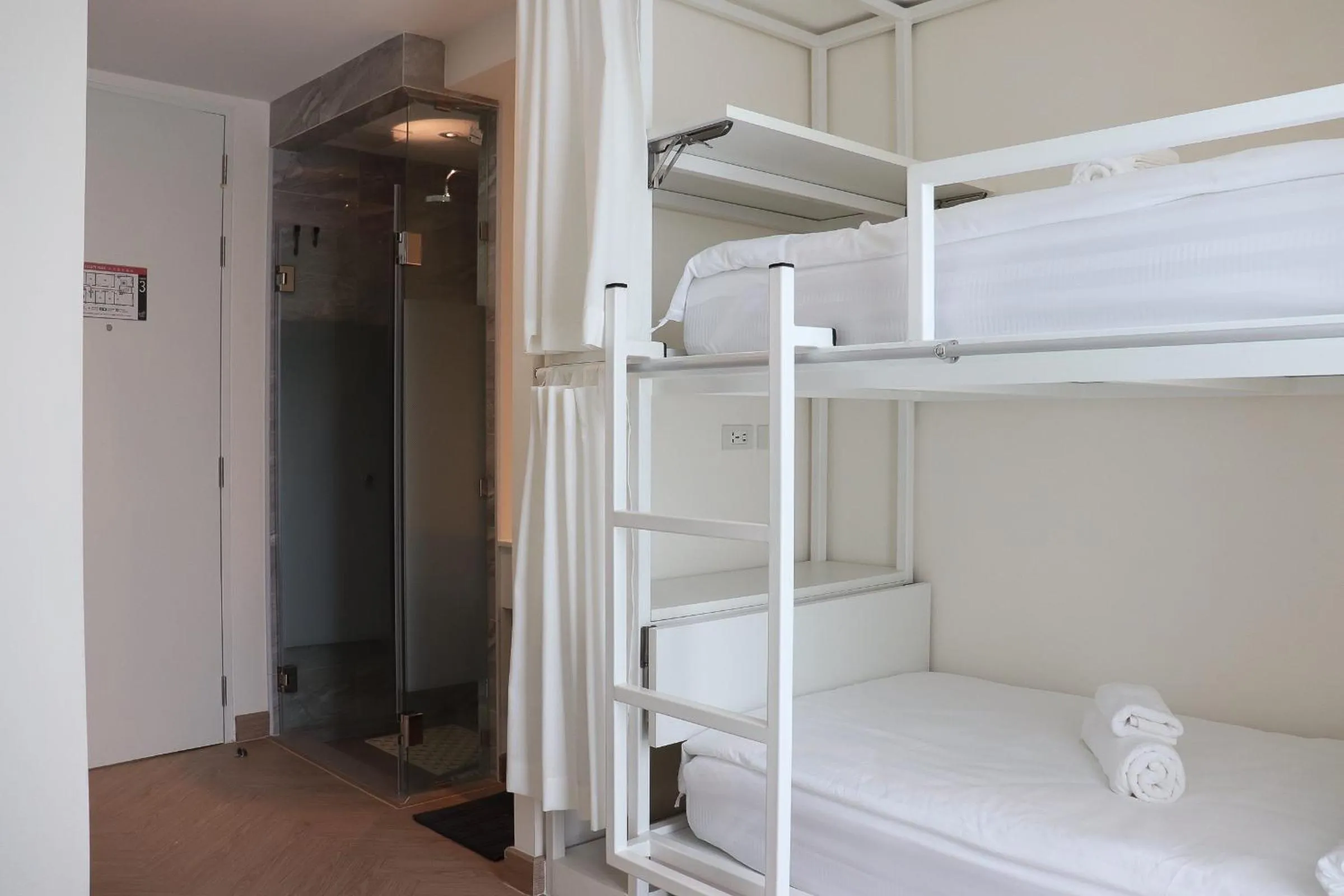 Bed in ResT Bangkok Poshtel