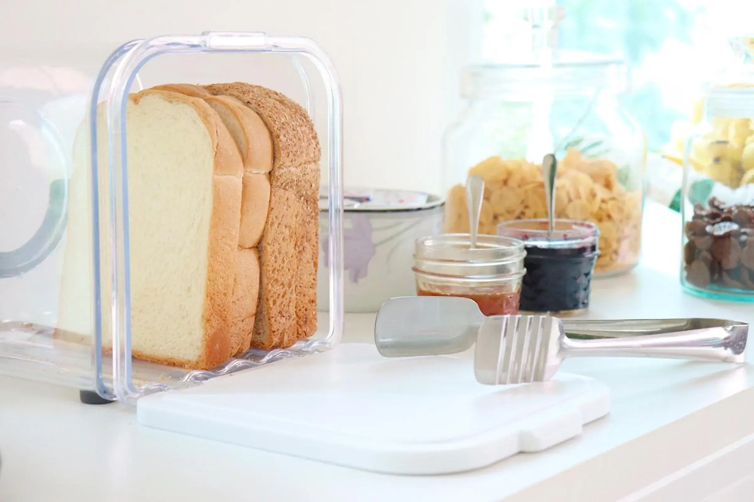 Restaurant/places to eat in ResT Bangkok Poshtel Restaurant/places to eat in ResT Bangkok Poshtel