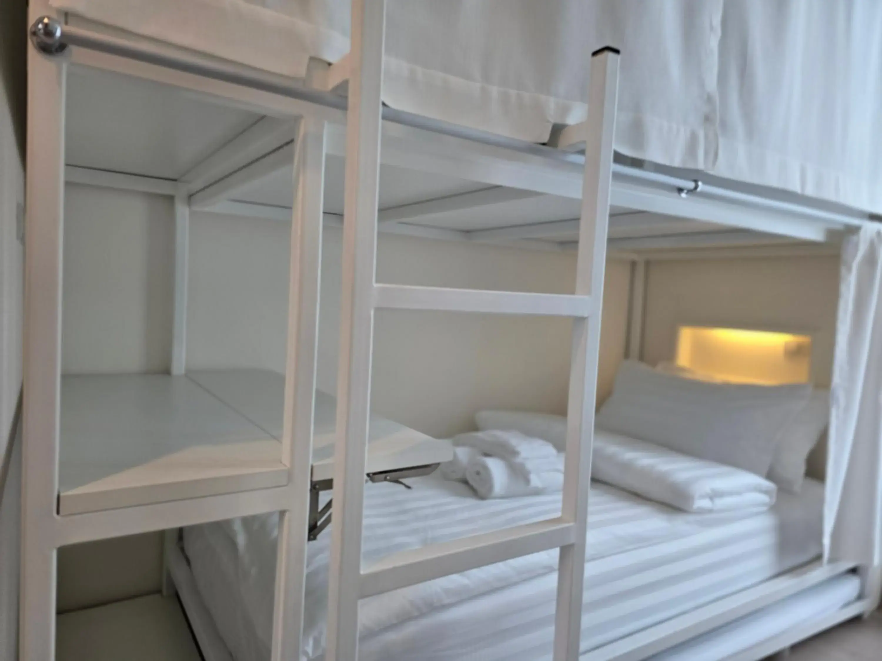 bunk bed, Bed in ResT Bangkok Poshtel bunk bed, Bed in ResT Bangkok Poshtel