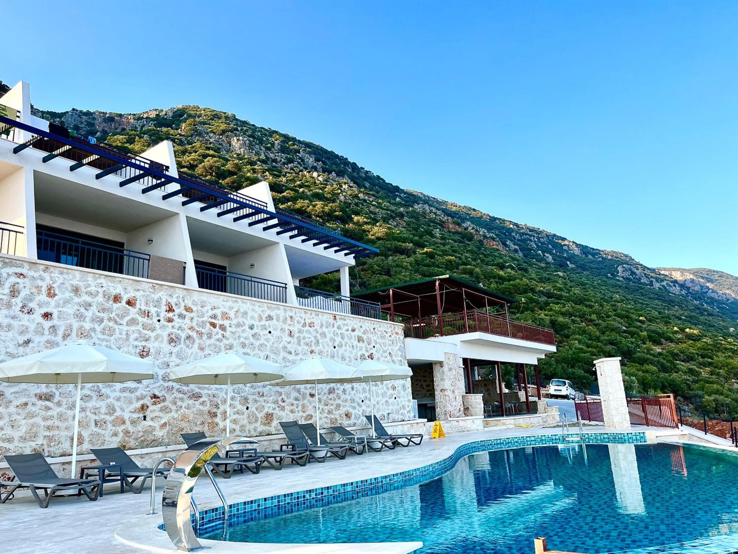 Kaleli Deluxe Homes