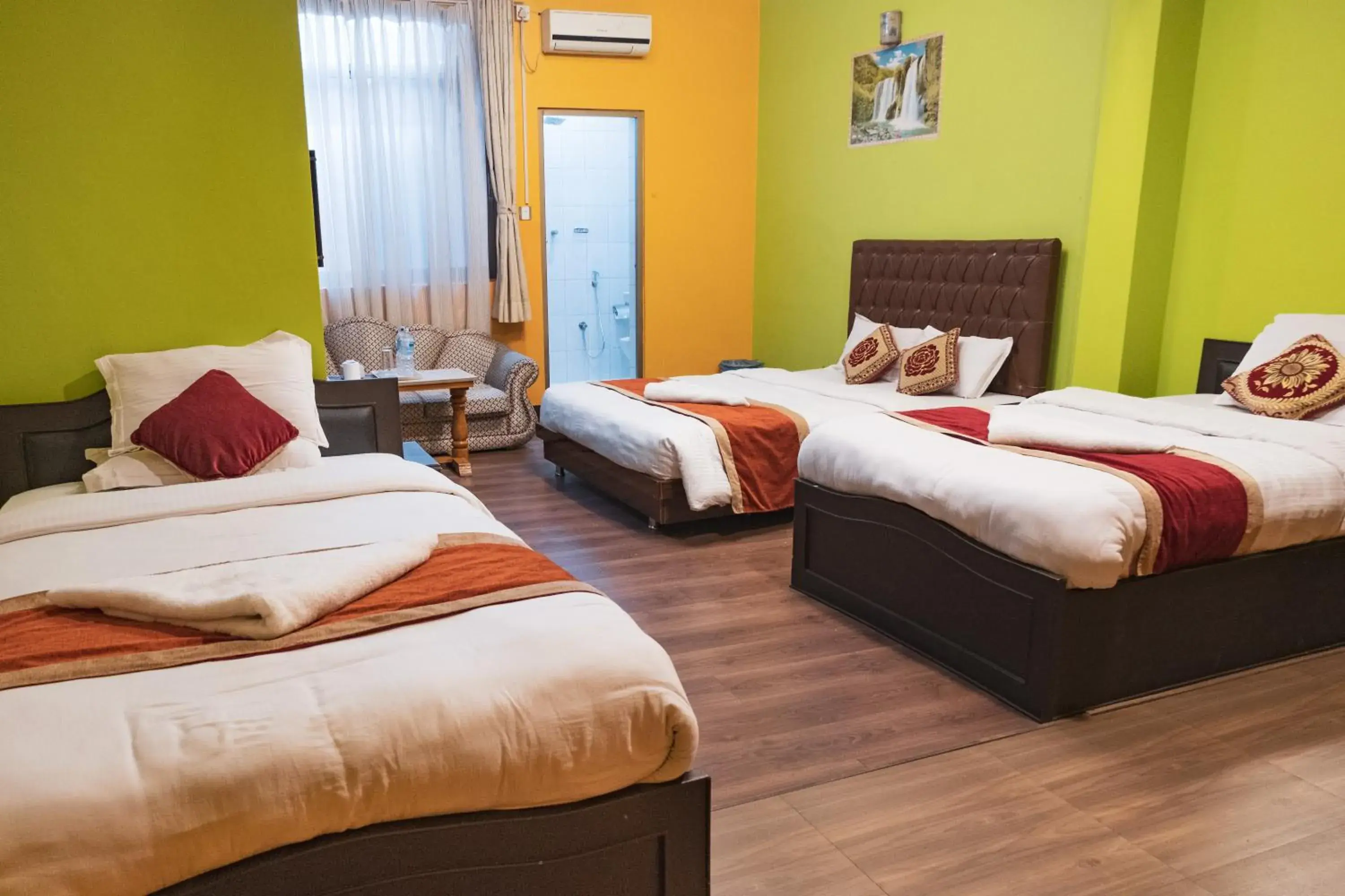 Two-Bedroom Apartment in Nepalaya Hotel Two-Bedroom Apartment in Nepalaya Hotel